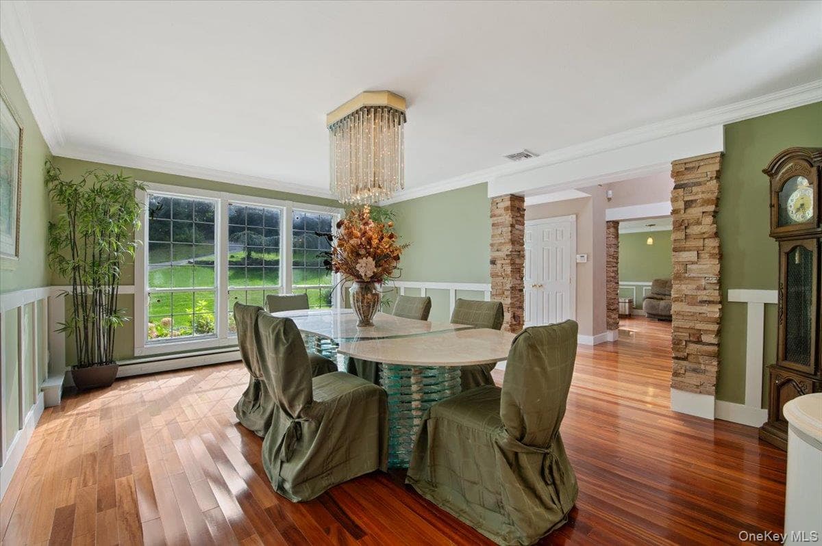 7 Faulkner Lane thumbnail 10