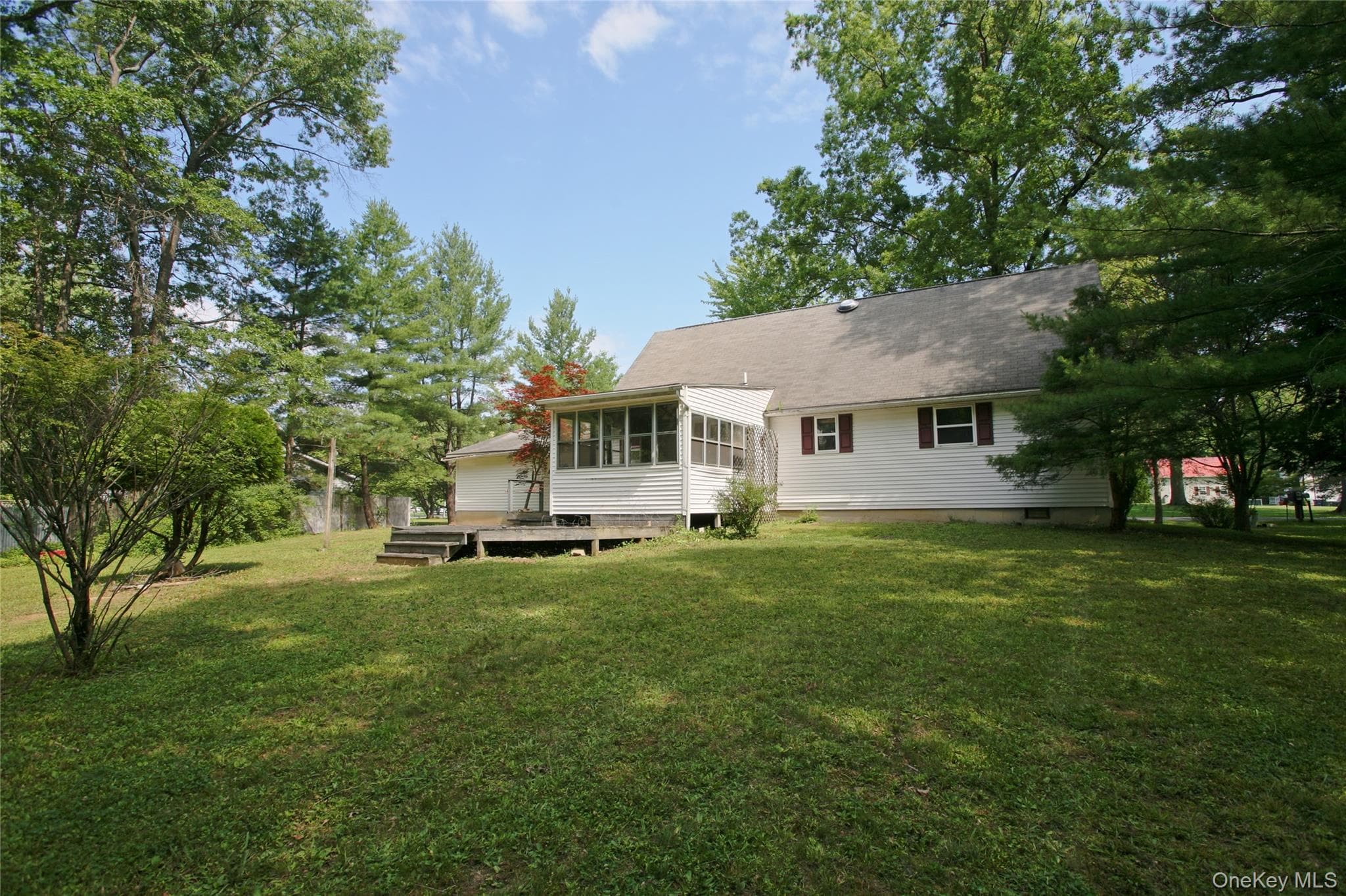 16 Elizabeth Drive thumbnail 5