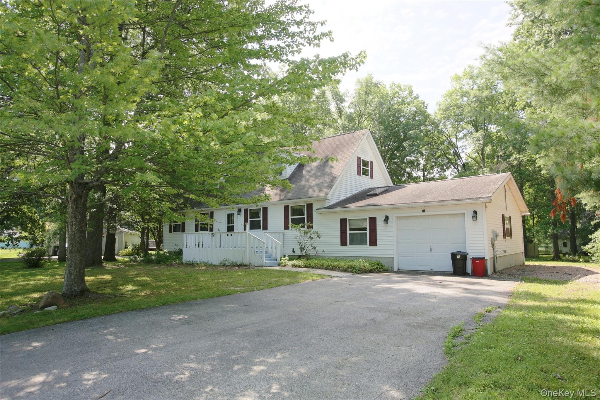 16 Elizabeth Drive thumbnail 9