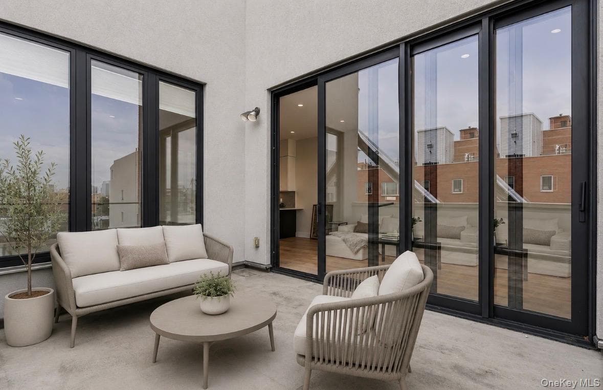 26-33 28th Street Unit: 4A thumbnail 12