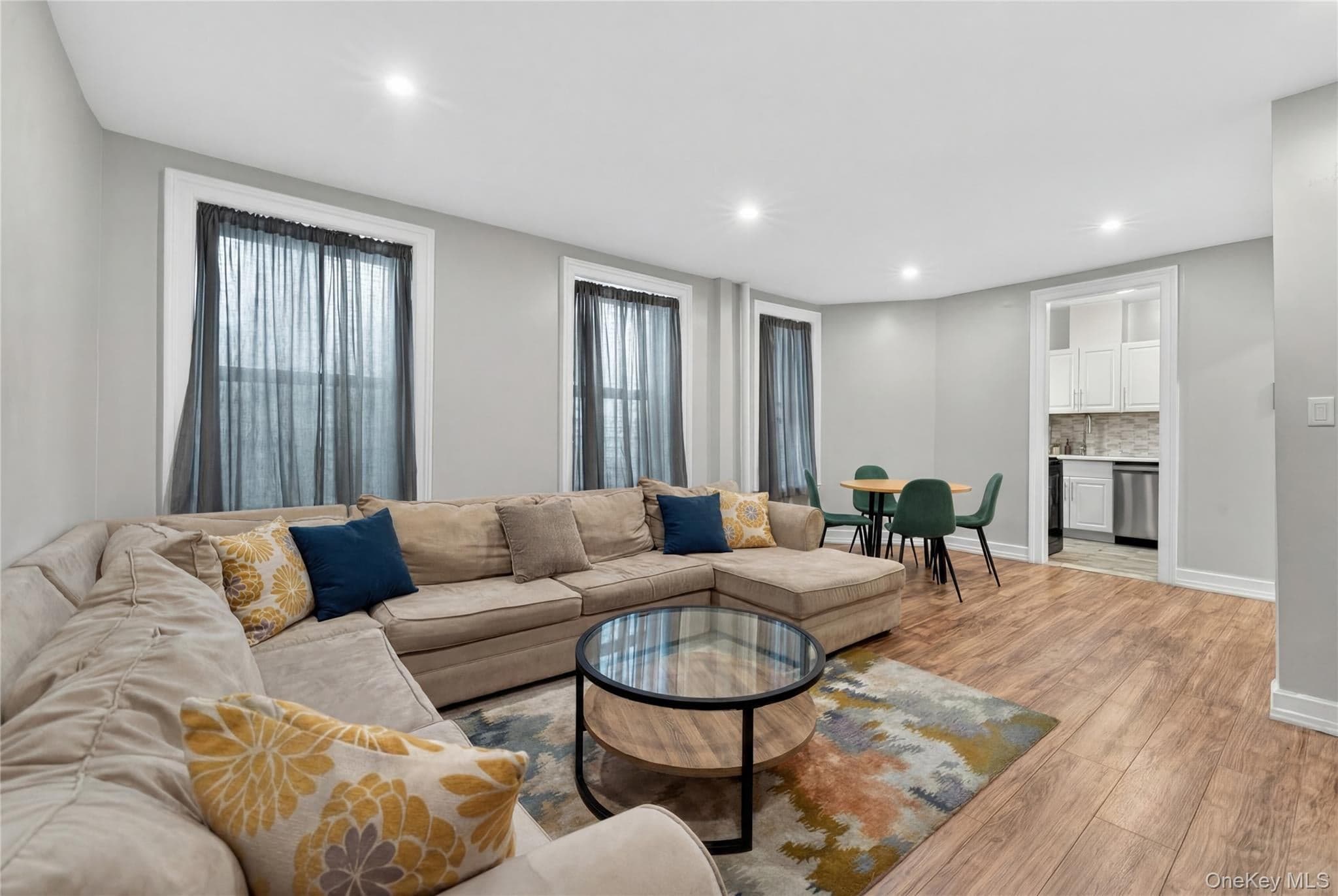 941 Jerome Avenue Unit: 5B photo 1