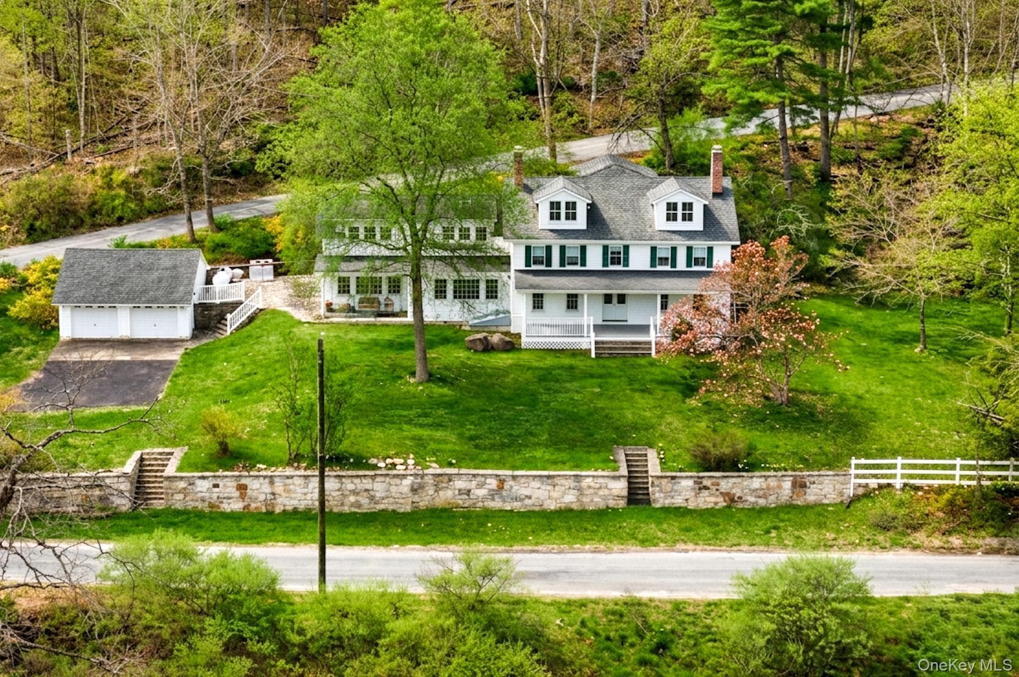 669 Mountain Road photo 1