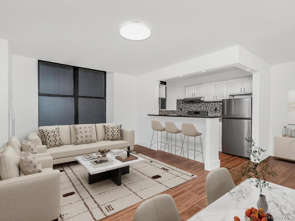 581 Academy Street Unit: GLE, New York (manhattan)