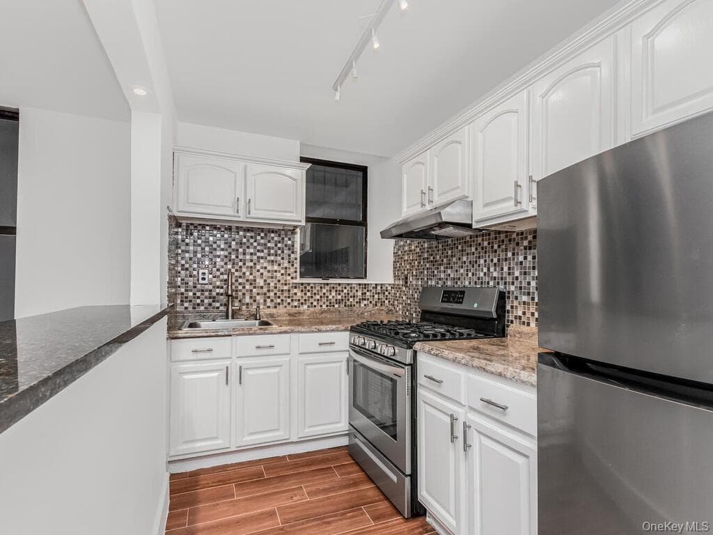 581 Academy Street Unit: GLE thumbnail 6