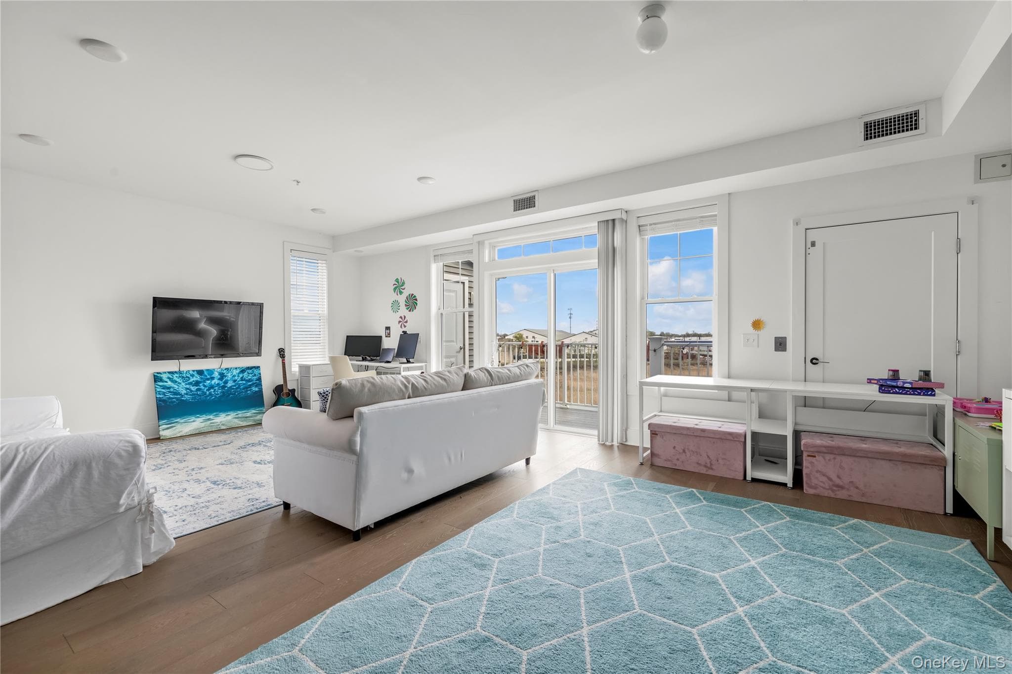 322 Marina Point thumbnail 9