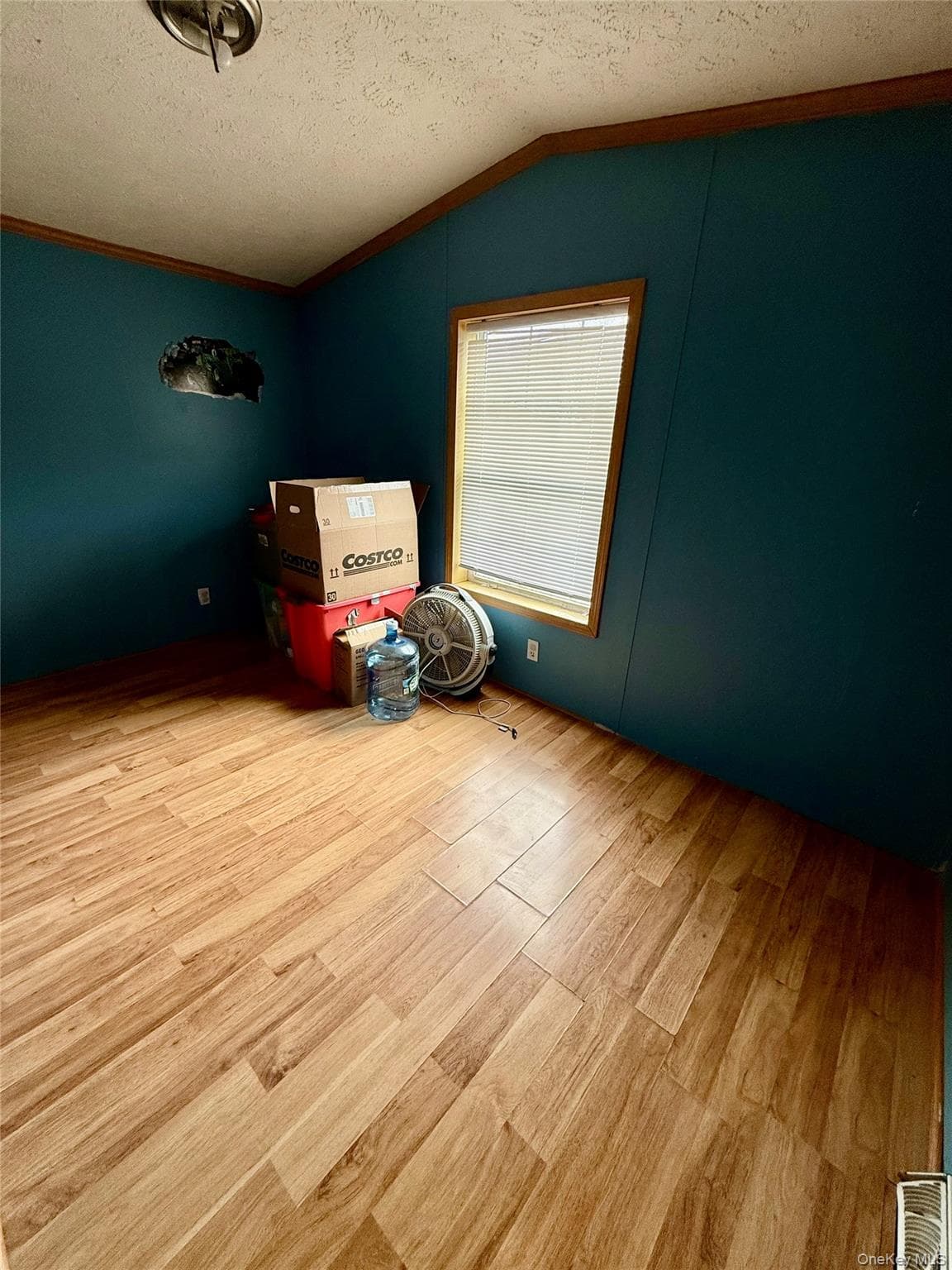 568 Gulliver Terrace thumbnail 13