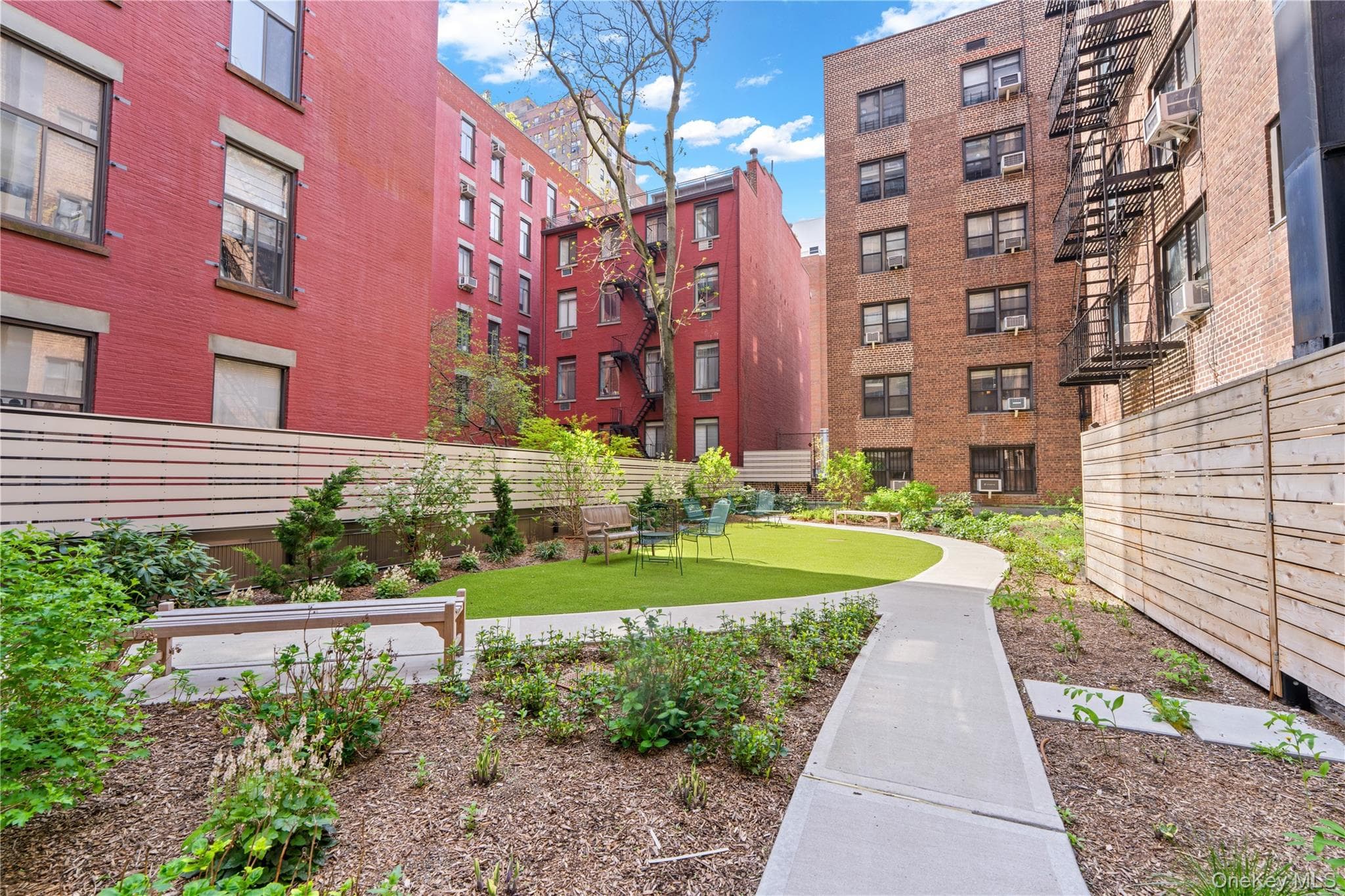 50 East 8th St Unit: 6P thumbnail 13