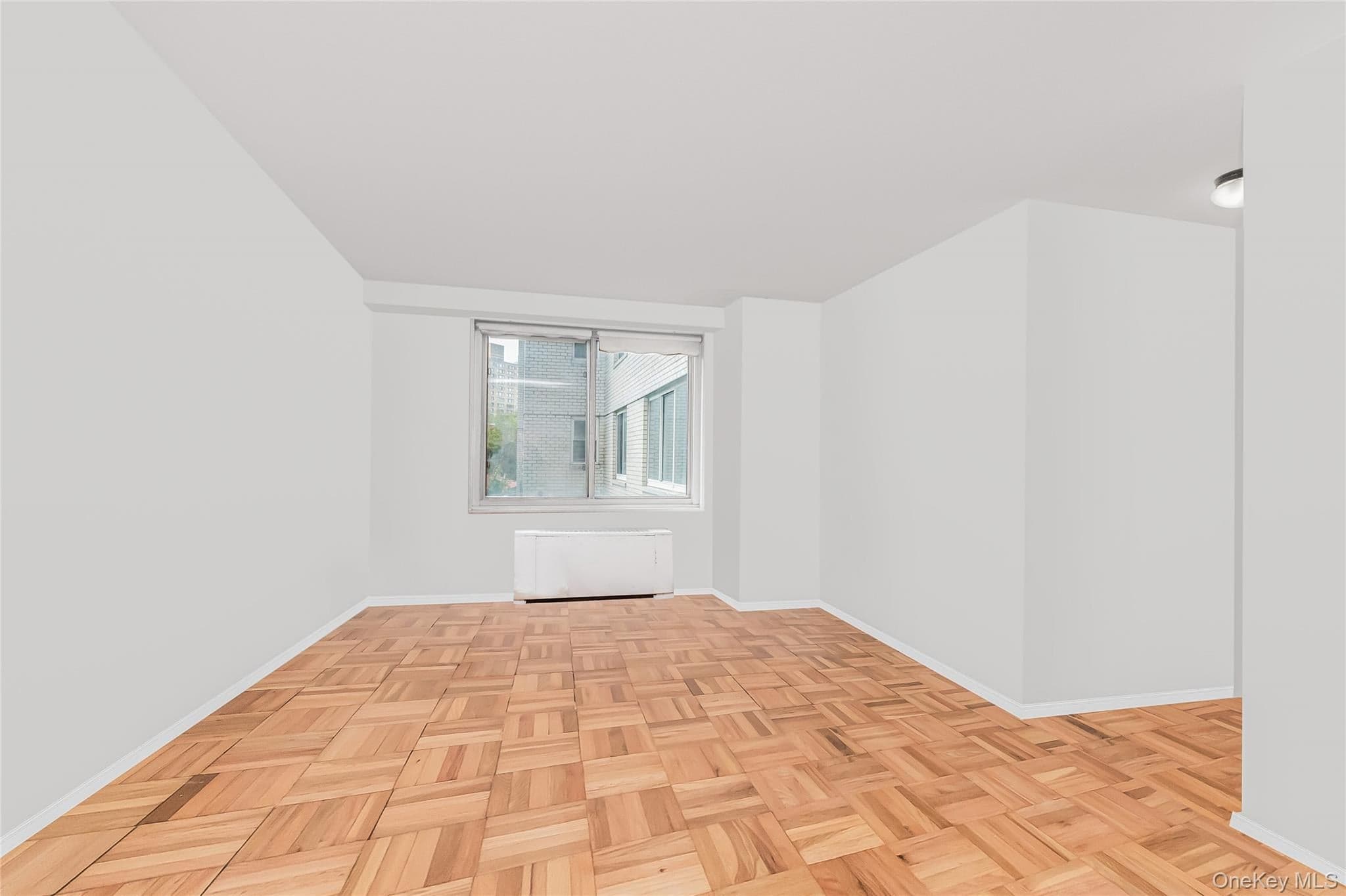 3333 Henry Hudson Parkway Pkwy Unit: 2L thumbnail 10