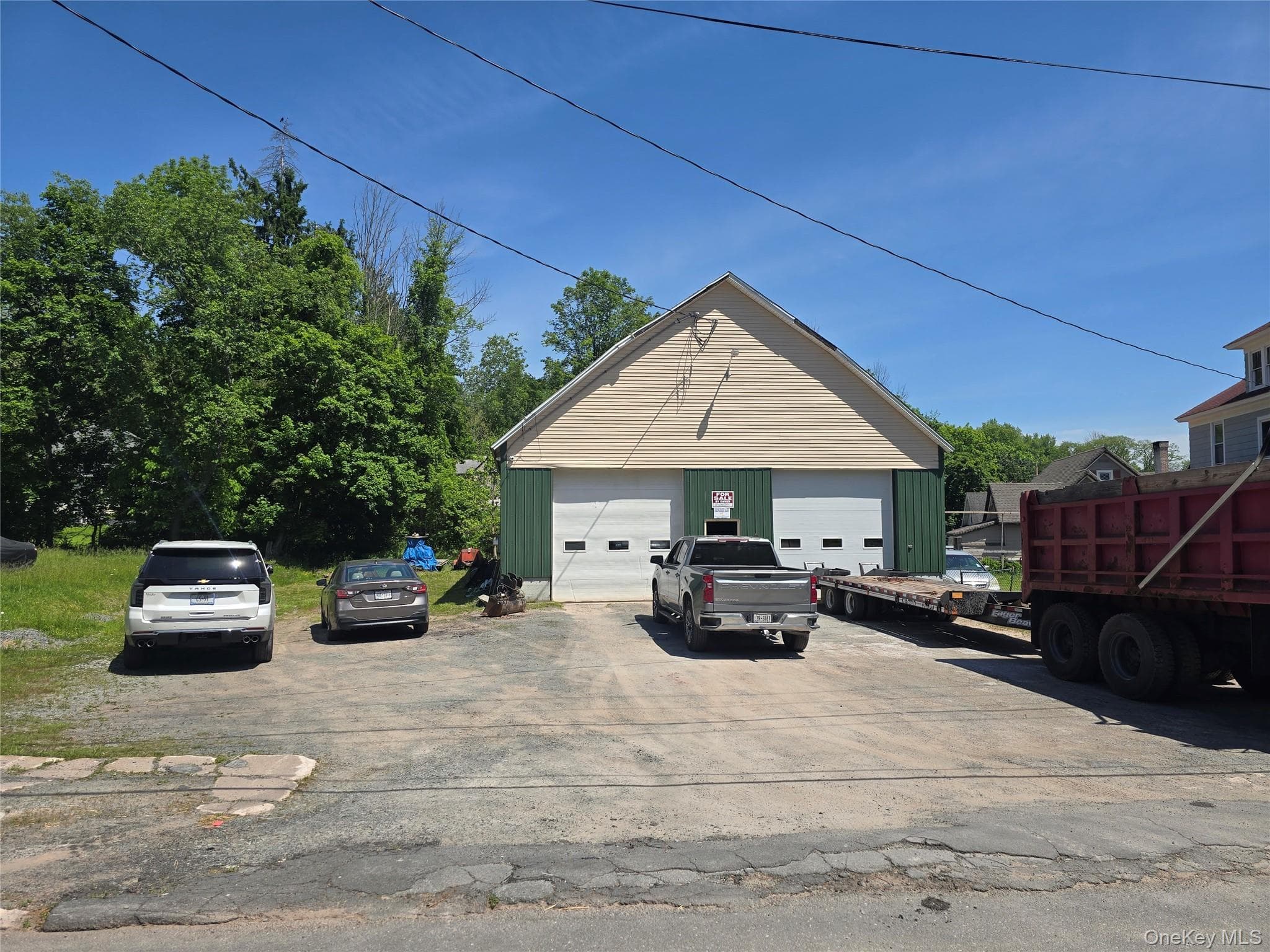 209 Sprague Avenue thumbnail 2