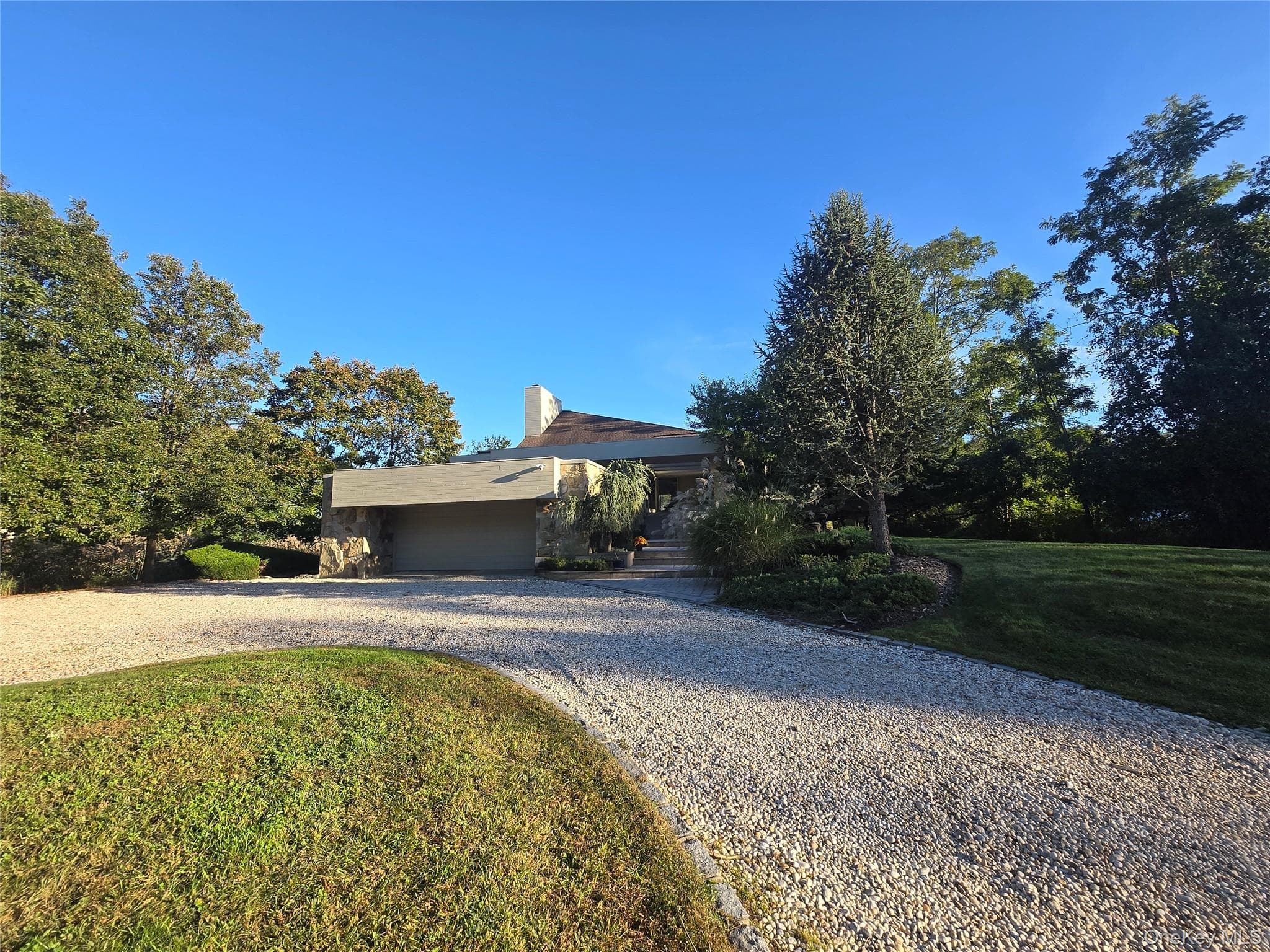 5 Kew Court, Northport