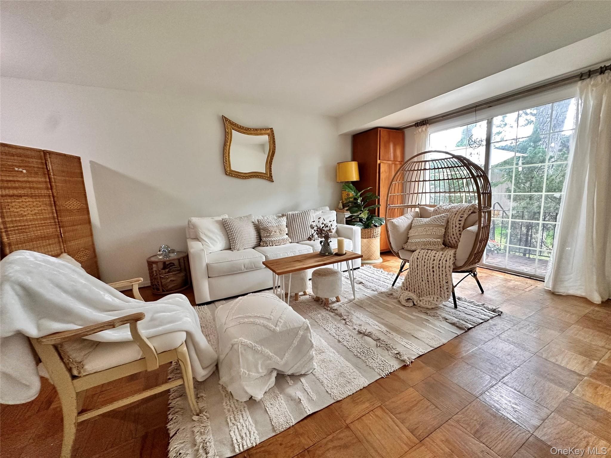 704 Towne House Village Unit: 704 thumbnail 5