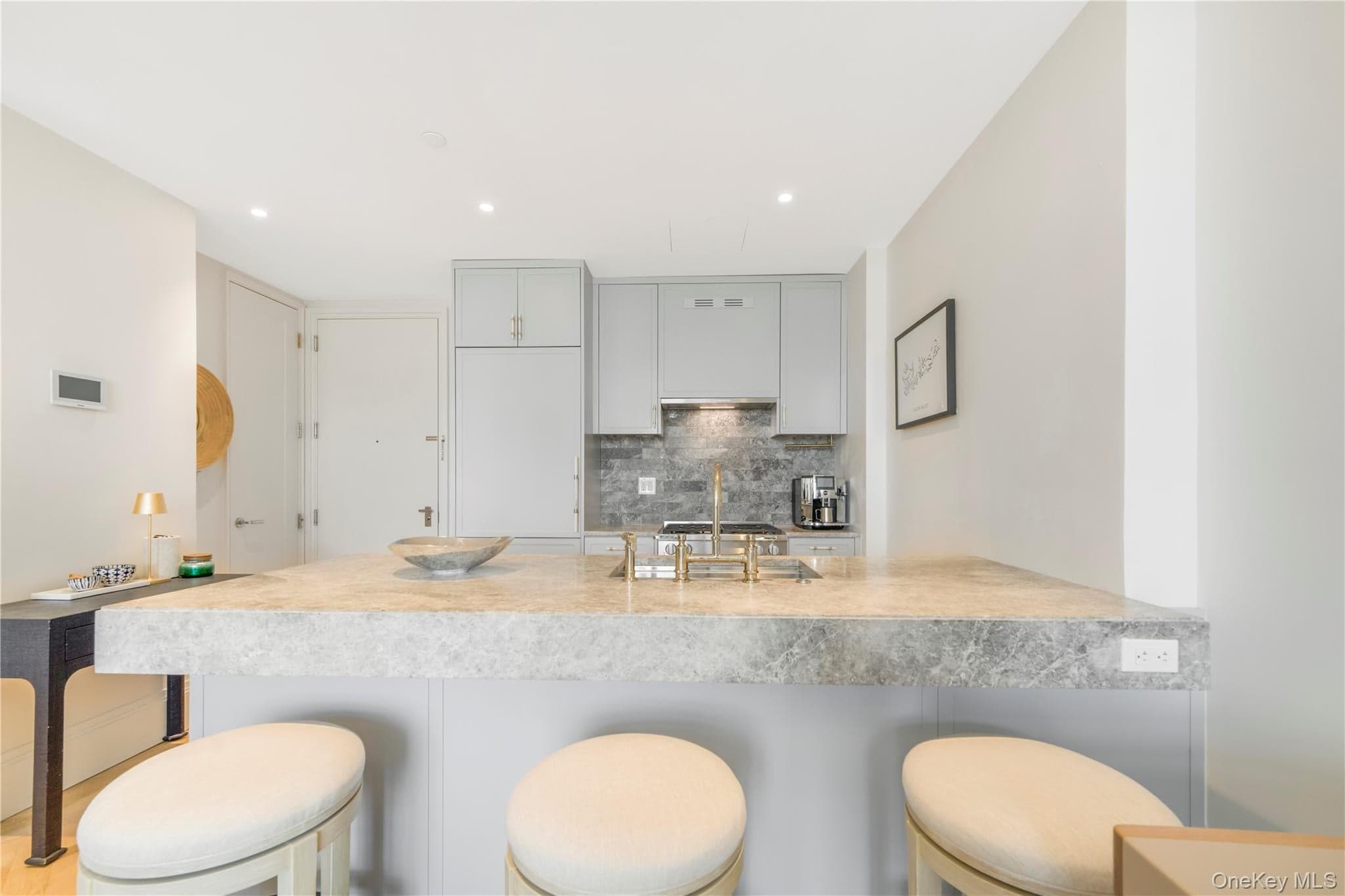 250 E 21st Street Unit: 9D thumbnail 5
