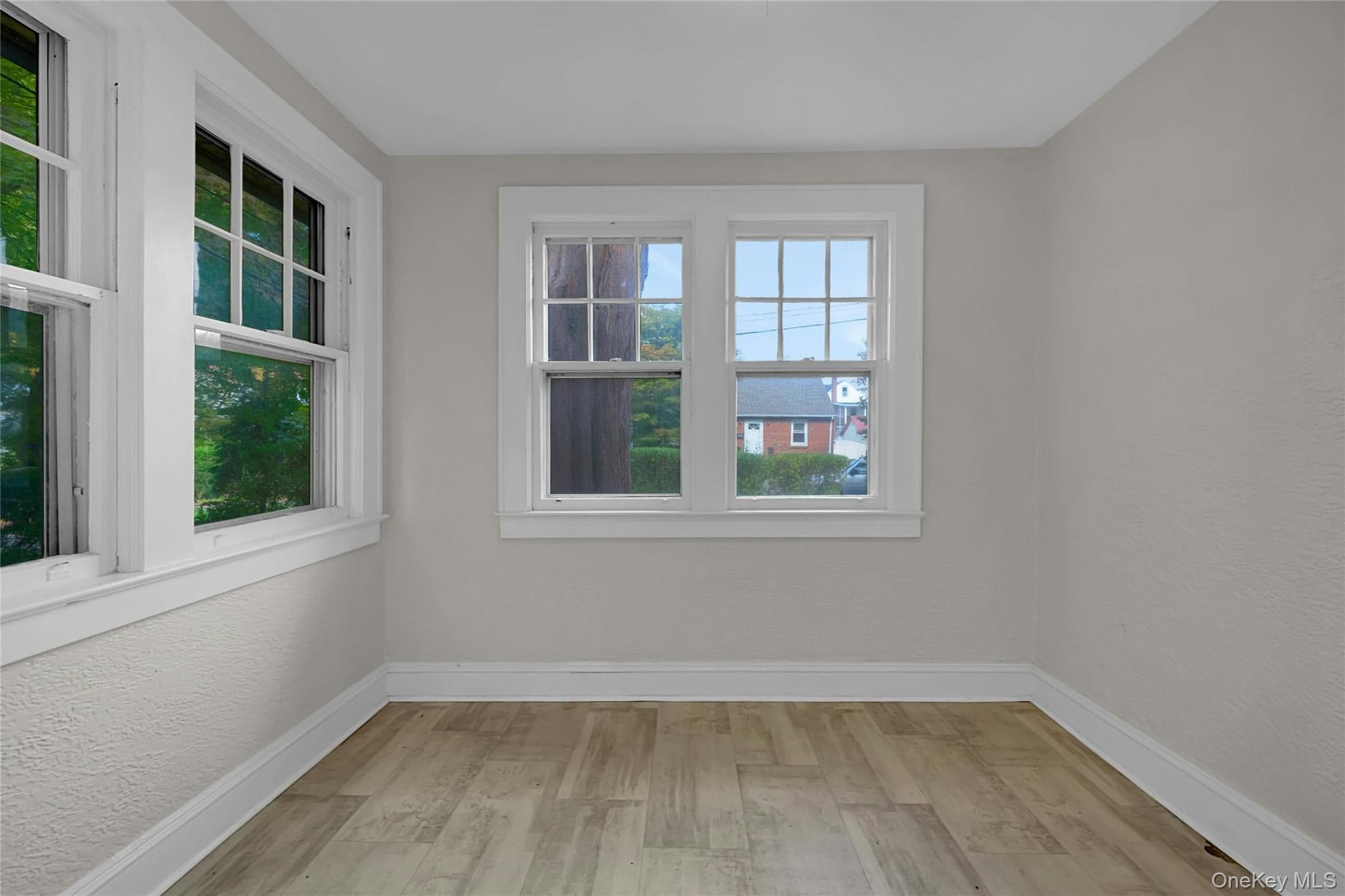 7 Holland Avenue thumbnail 8