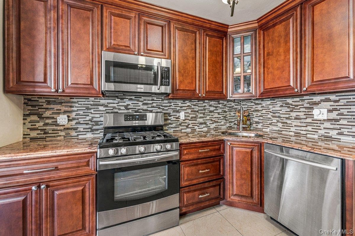 166-25 Powells Cove Boulevard Unit: 4L thumbnail 24