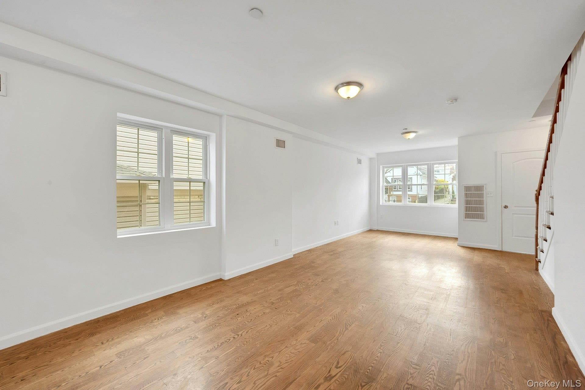 820 Hollywood Avenue thumbnail 9