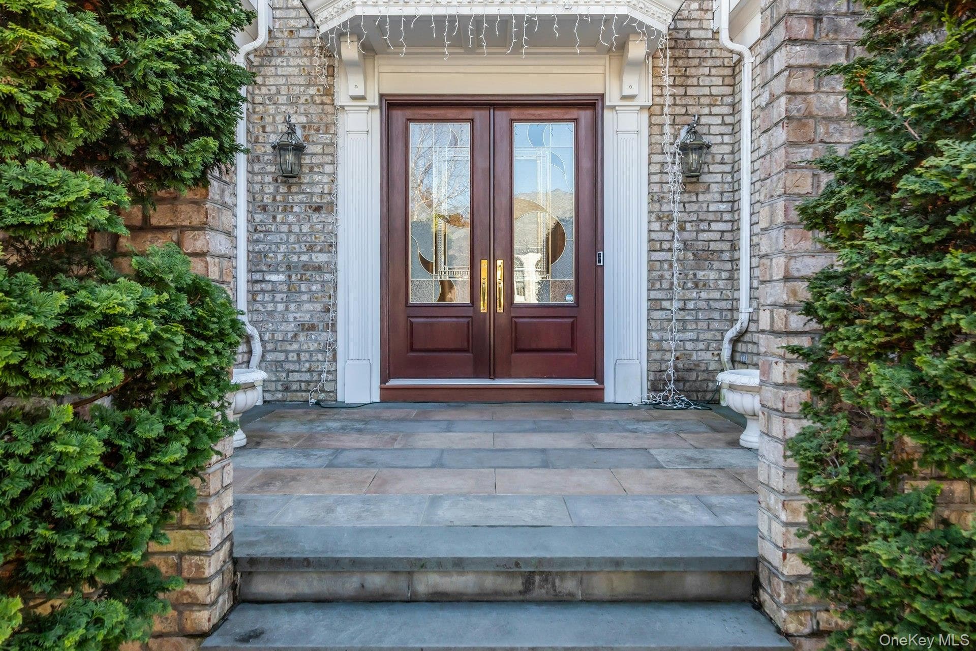 58 Stone Hill Drive thumbnail 3