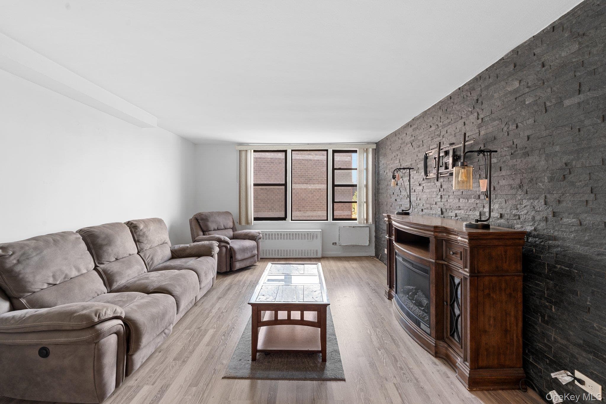3121 Middletown Road Unit: 8A thumbnail 9