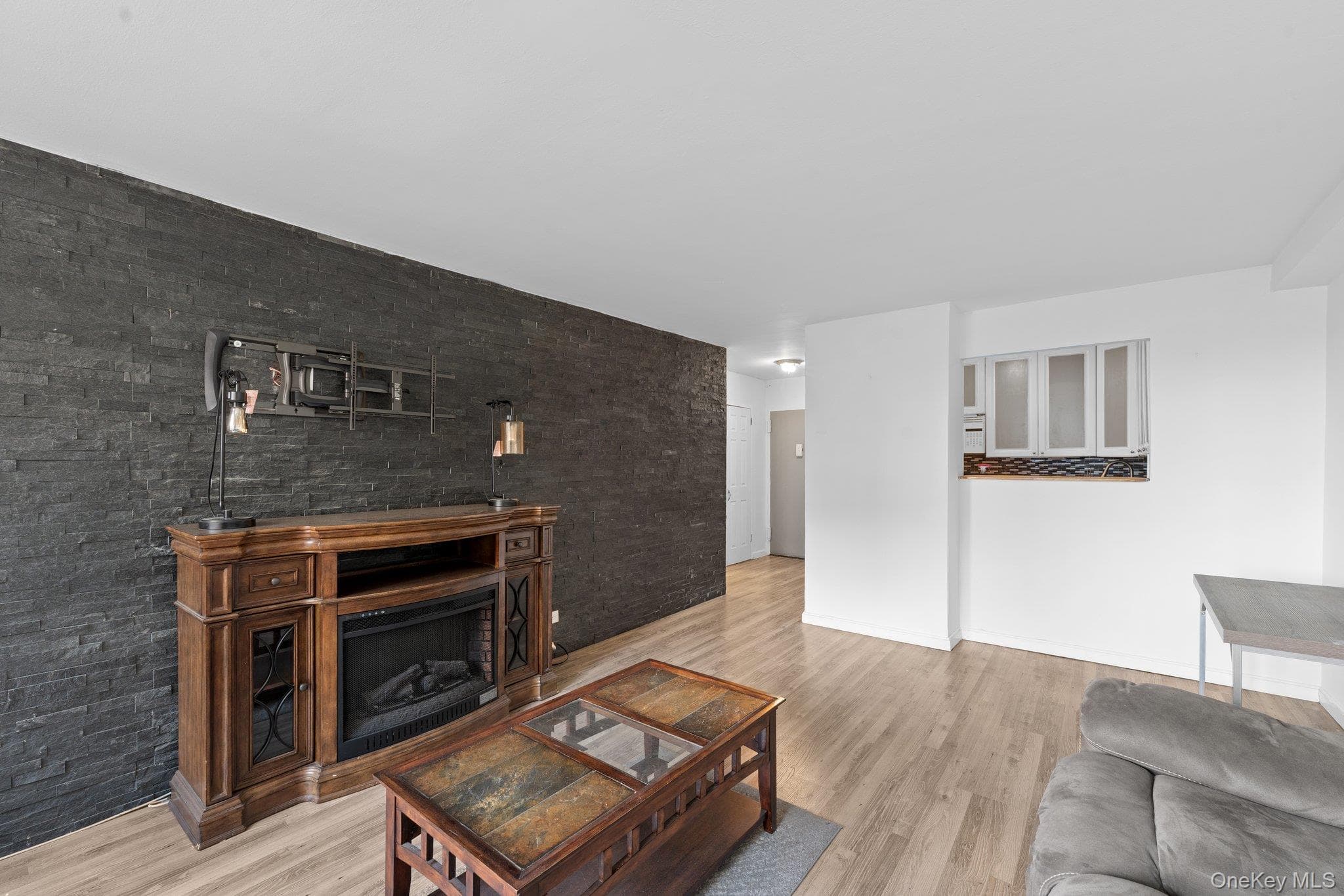 3121 Middletown Road Unit: 8A thumbnail 14