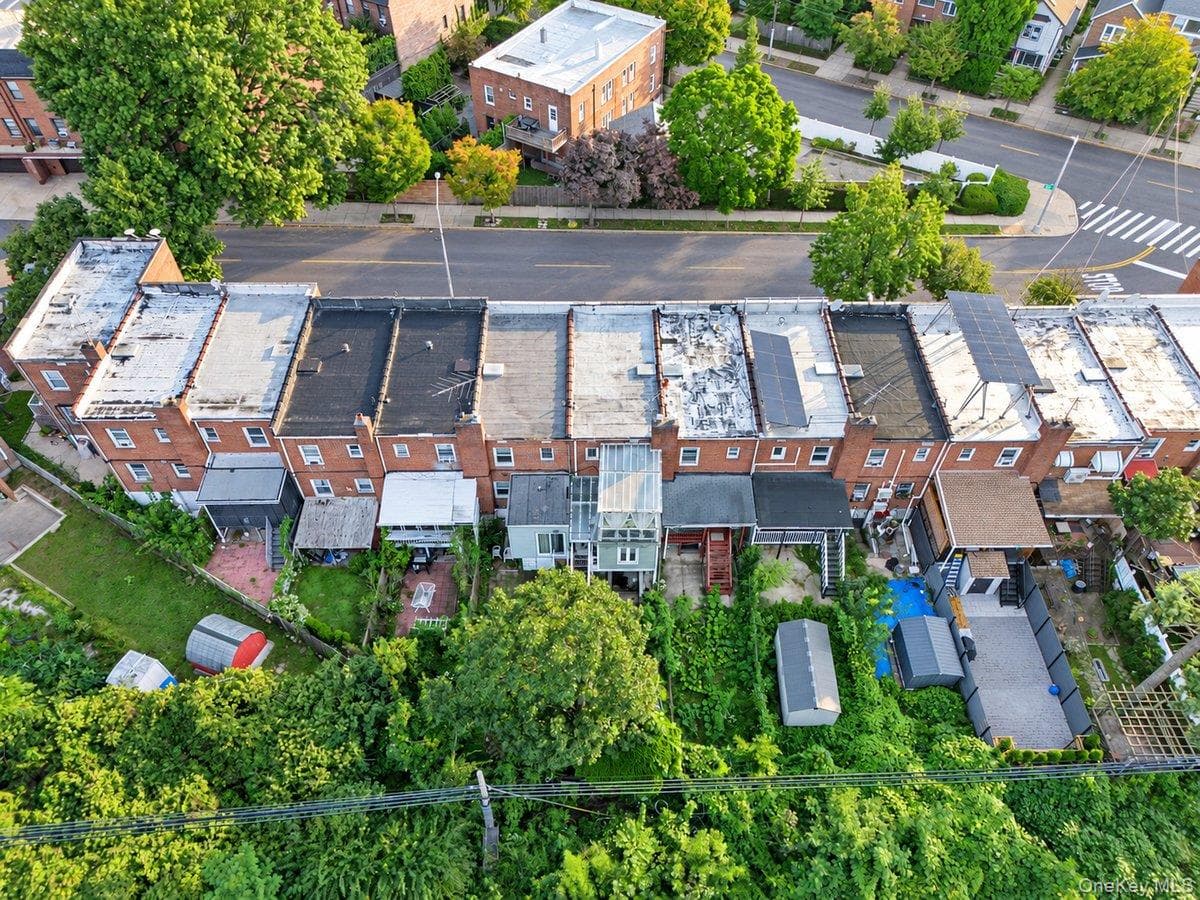 8494 Austin Street thumbnail 3