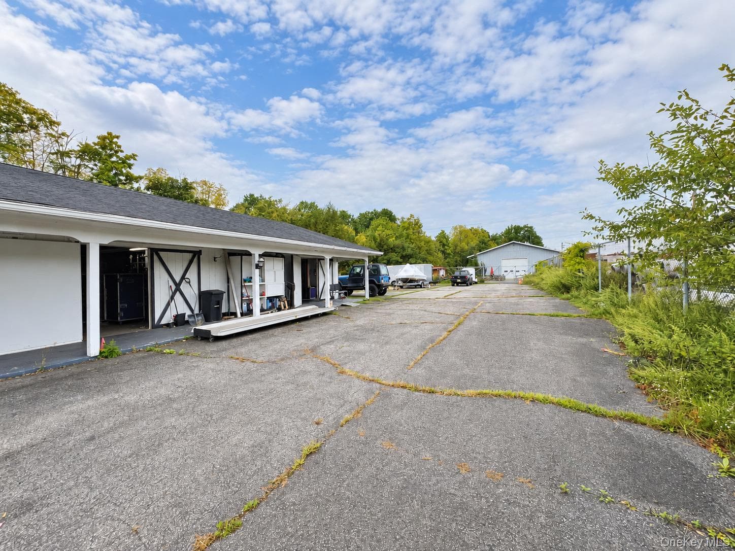 39 Maple Avenue thumbnail 12