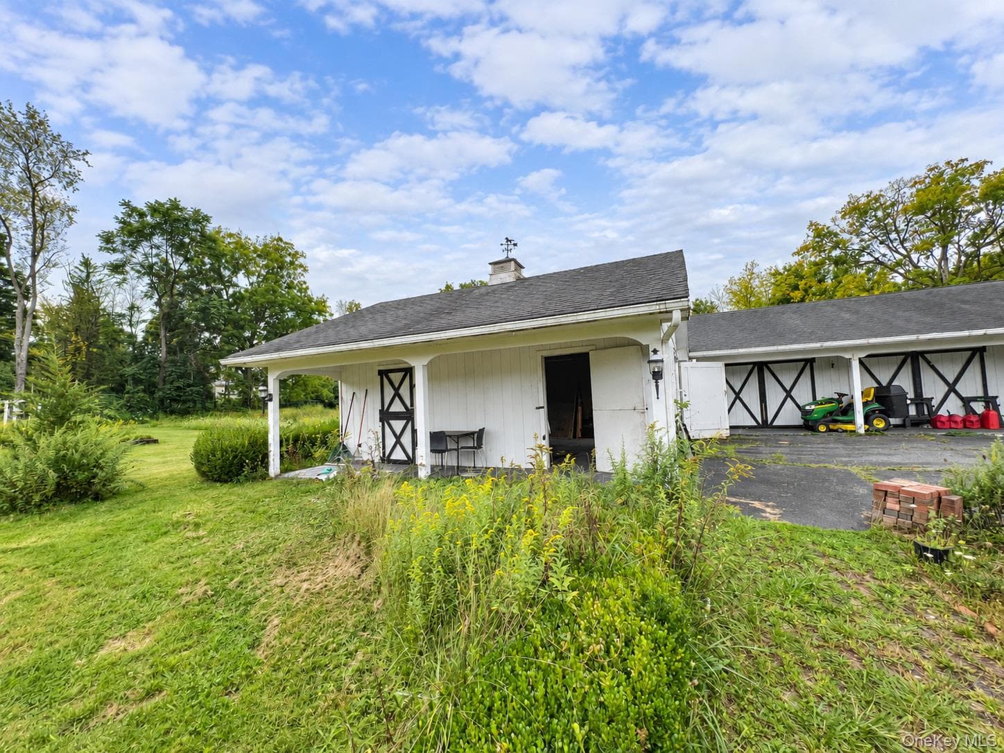 39 Maple Avenue thumbnail 11