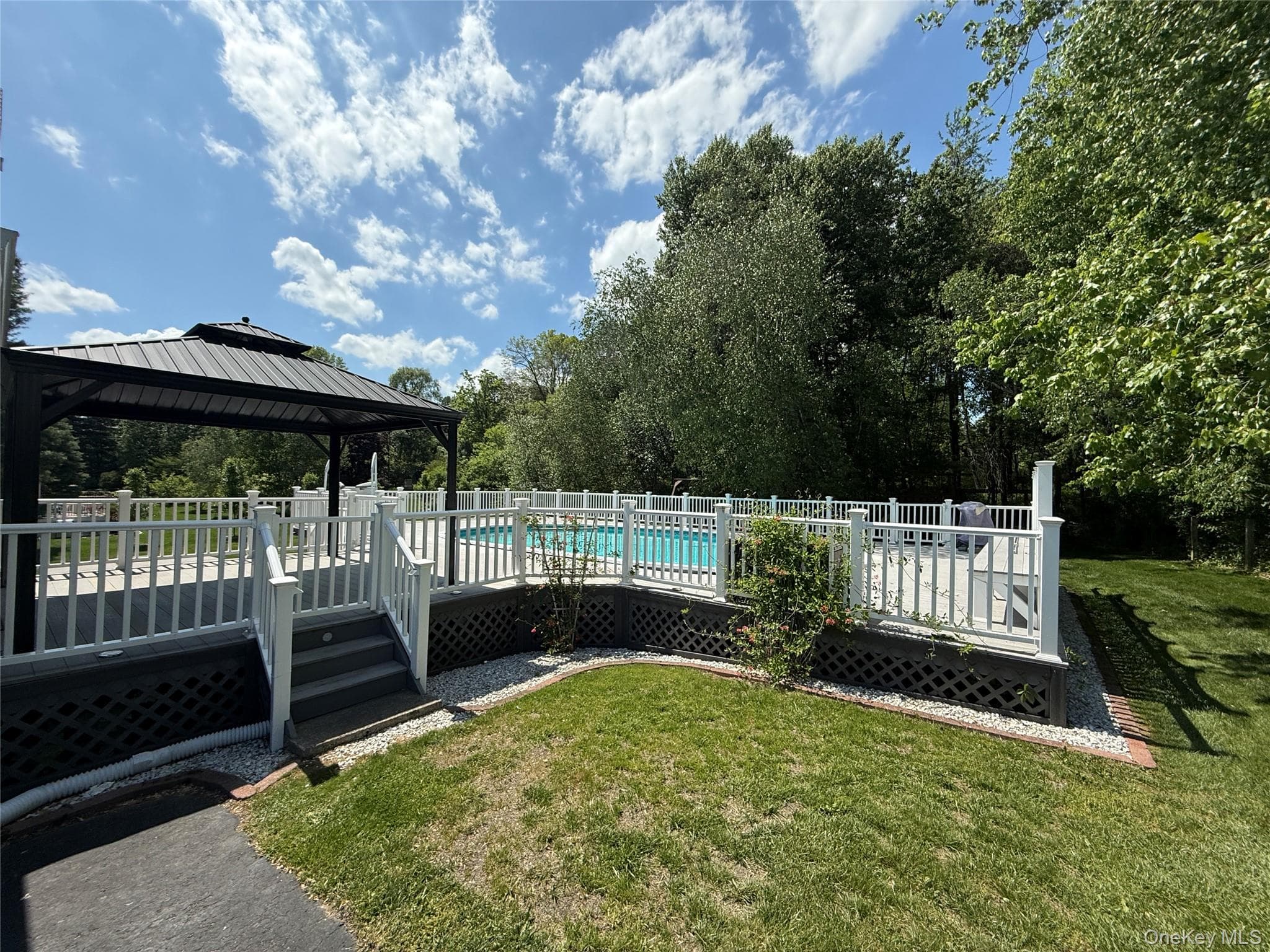 58 Hoose Boulevard thumbnail 6