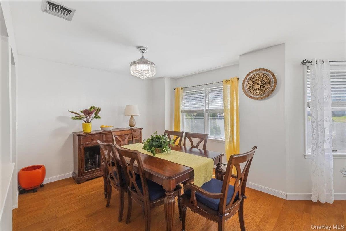 67 Hillside Avenue thumbnail 9