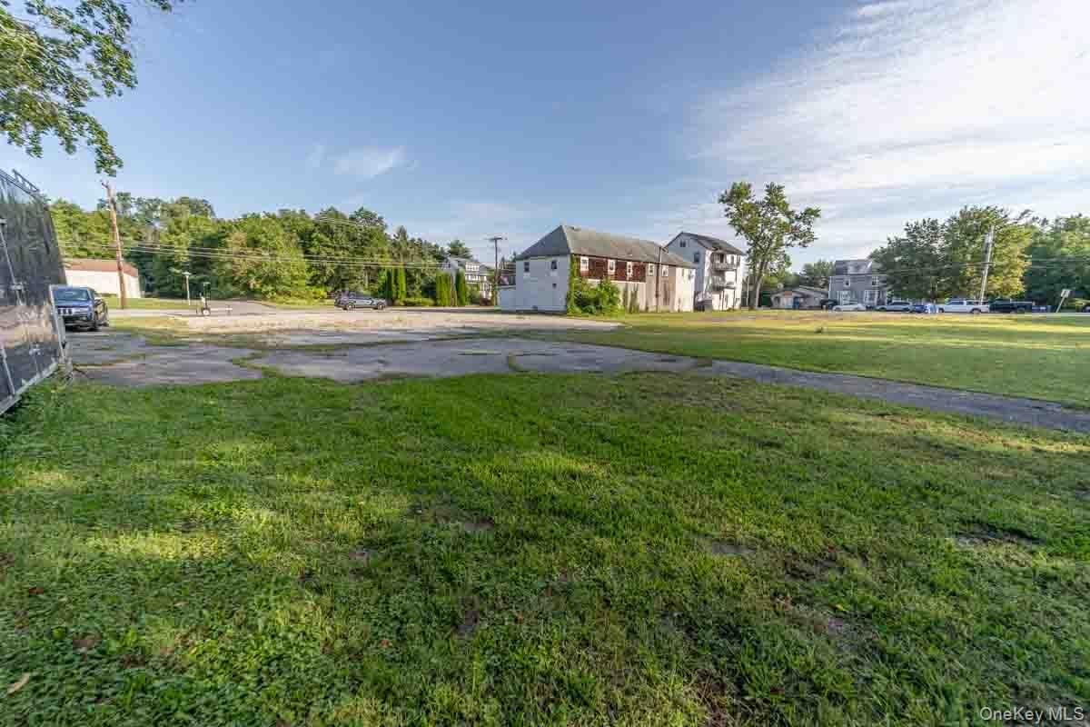 212 Homestead Avenue thumbnail 2