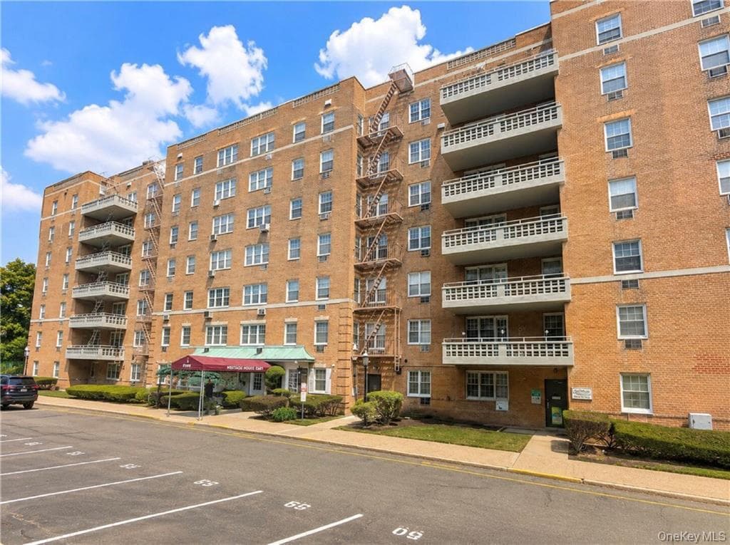 84-39 153rd Avenue Unit: 6B, Howard Beach