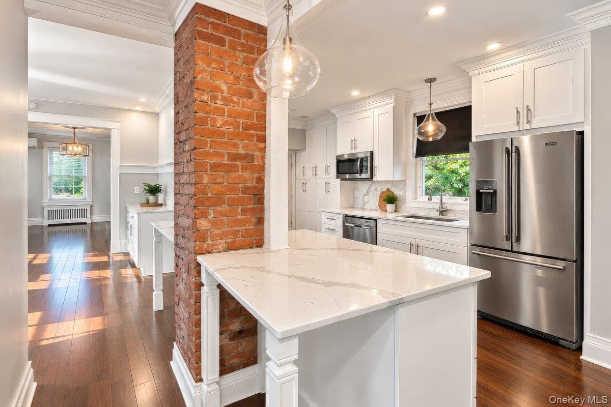 737 Bradley Street thumbnail 12