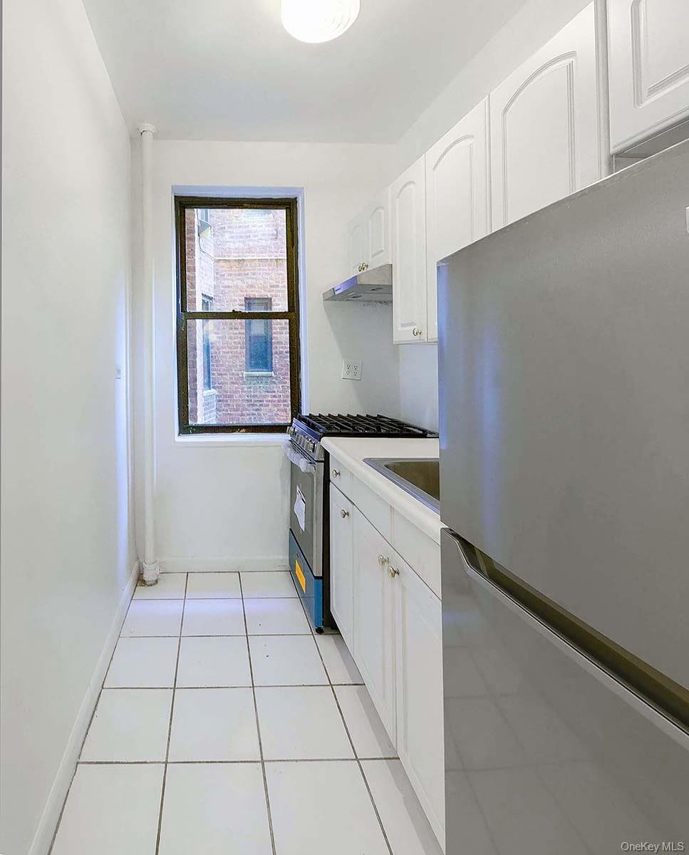 3015 Riverdale Avenue Unit: 2A thumbnail 5