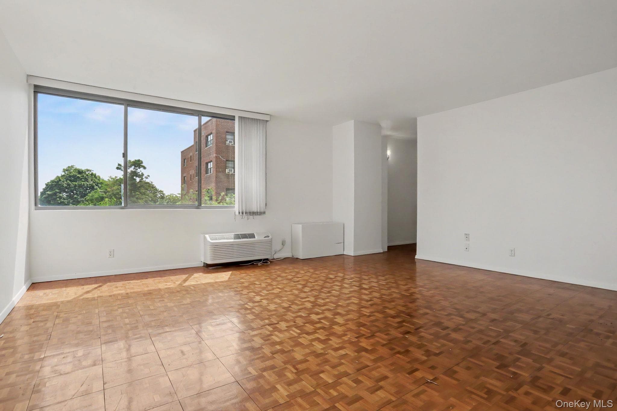 18 Shady Glen Court Unit: 403 thumbnail 11