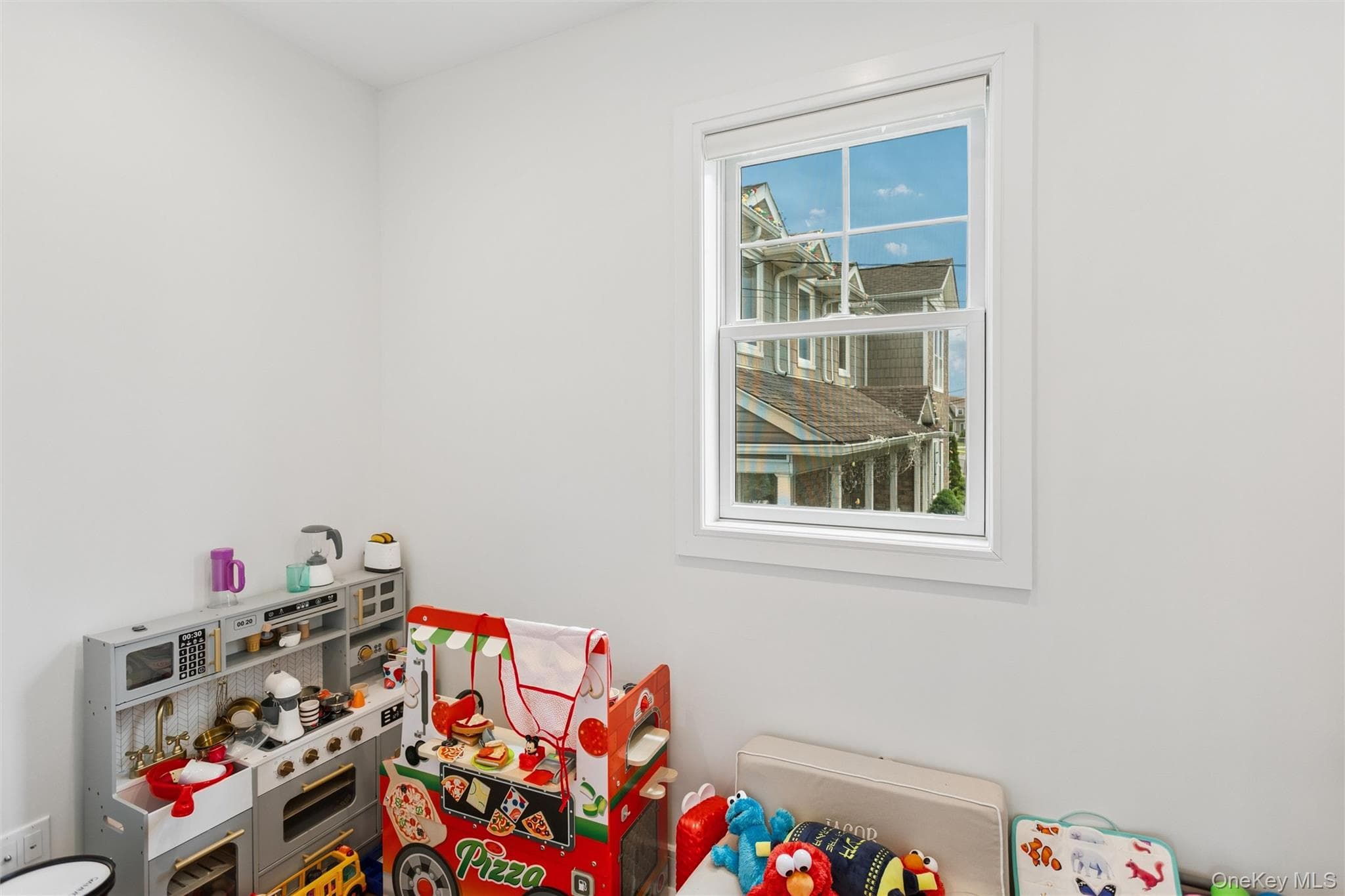 169 Mott Street thumbnail 14