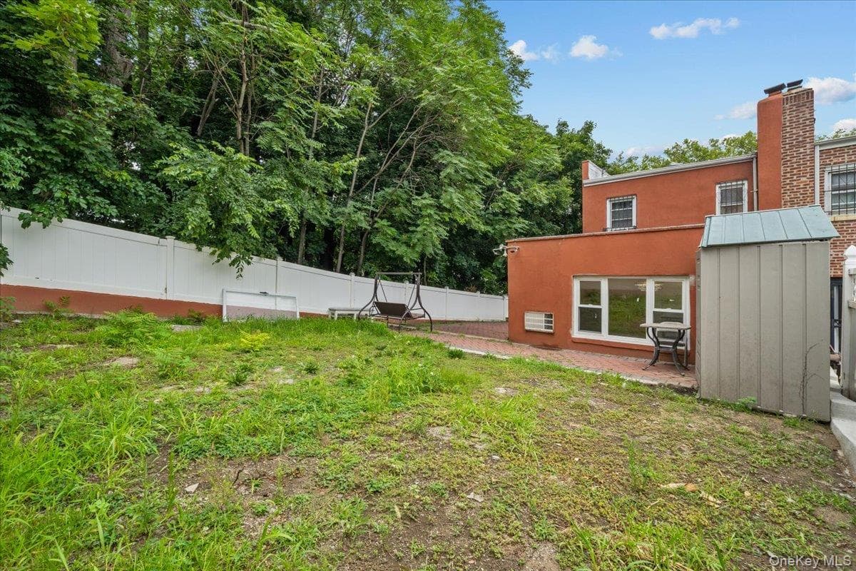 2351 Kingsland Avenue thumbnail 24