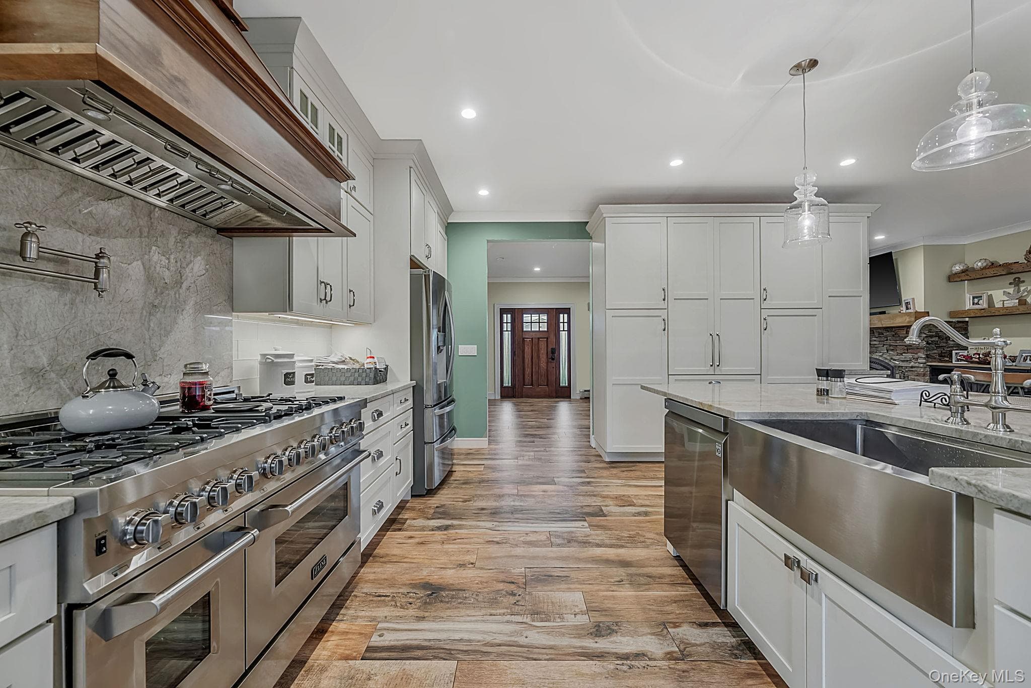 511 Devon Place thumbnail 4