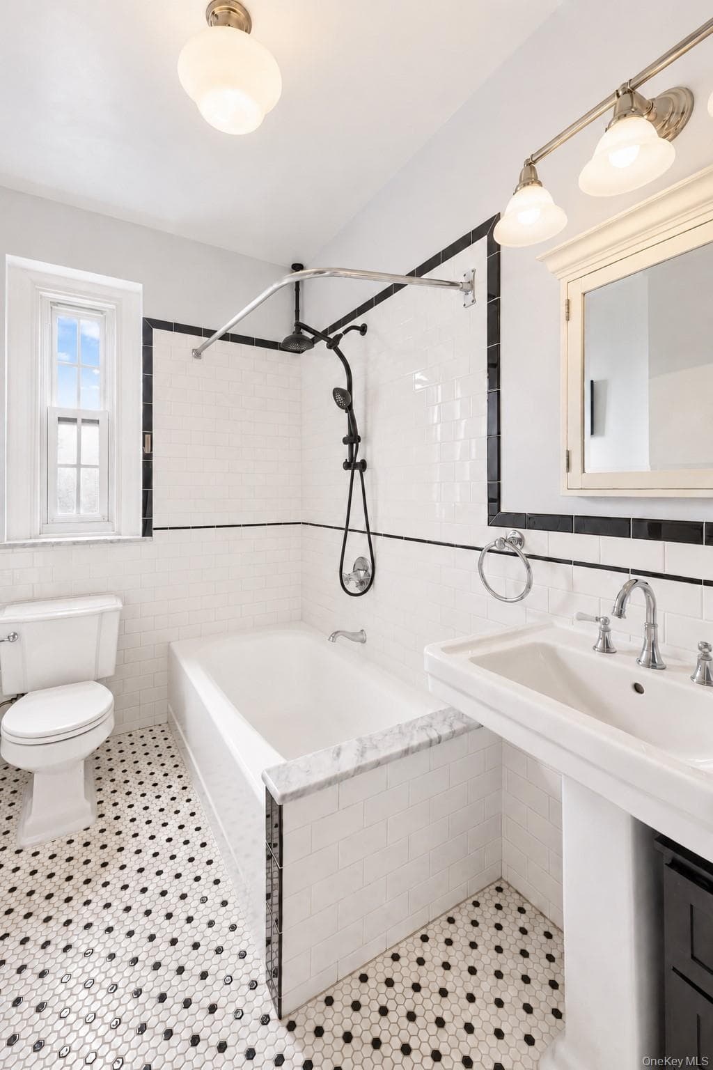 525 W 238th Street Unit: 3A thumbnail 10