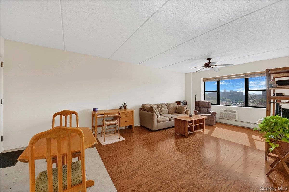 1275 Grant Avenue Unit: 10E thumbnail 2