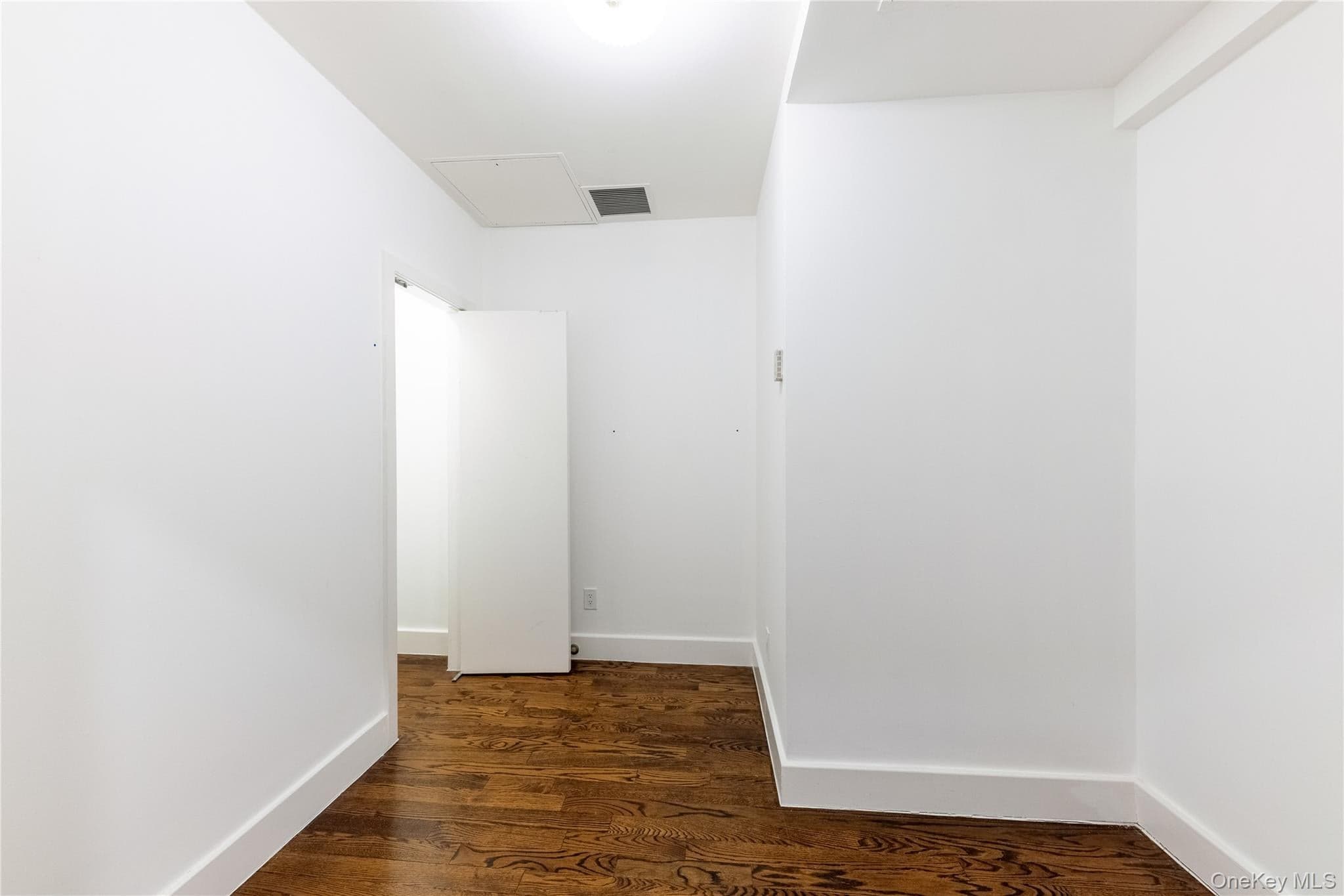 116 W 22nd Street Unit: 3 thumbnail 19