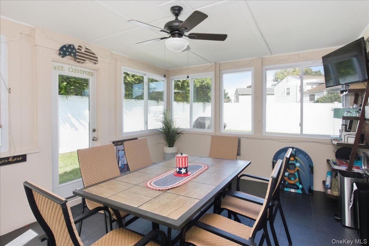 840 Carolyn Court thumbnail 18