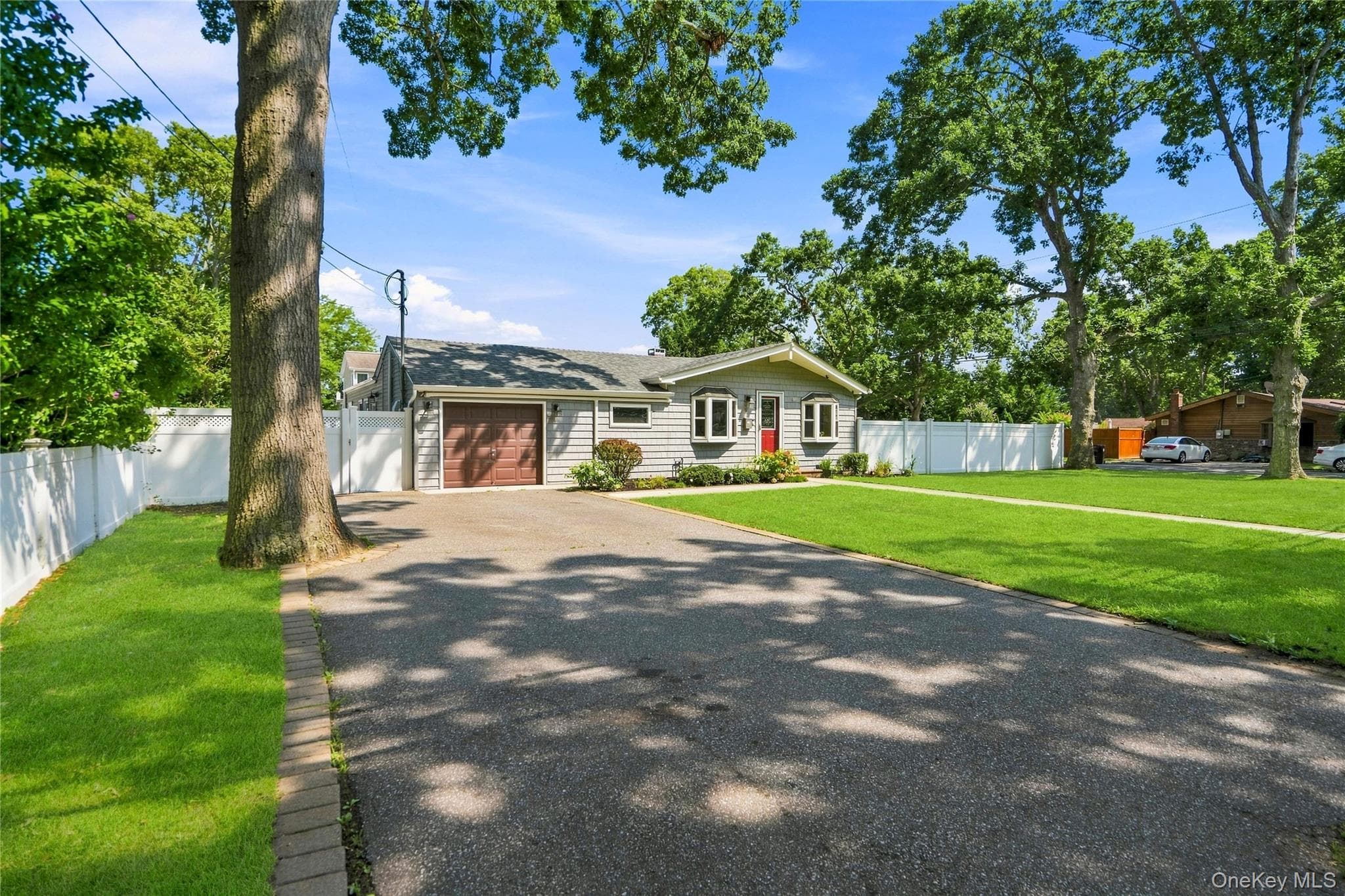 91 Spruce Avenue thumbnail 2