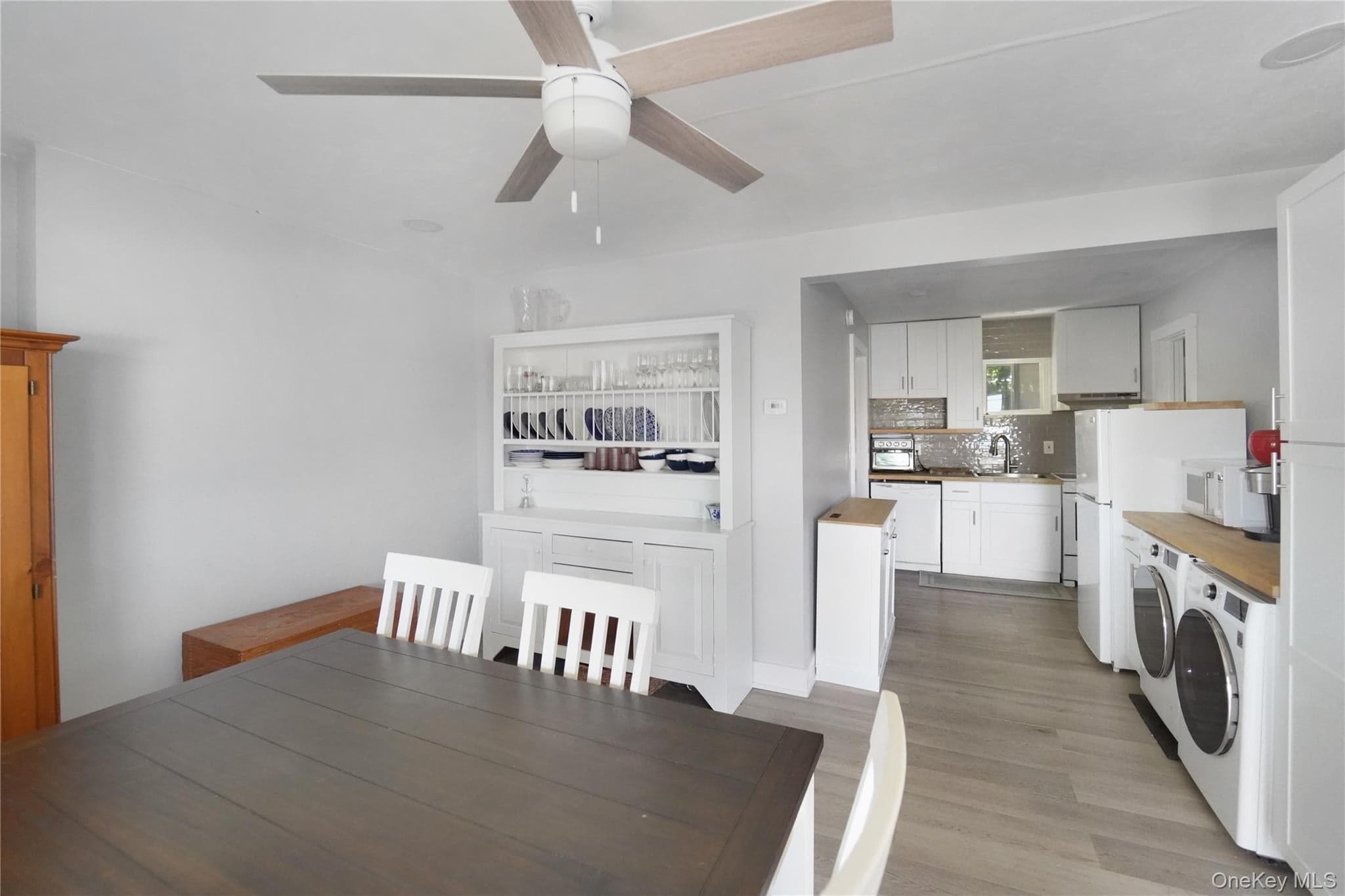 62 Canoe Place Road Unit: 625/6 thumbnail 9