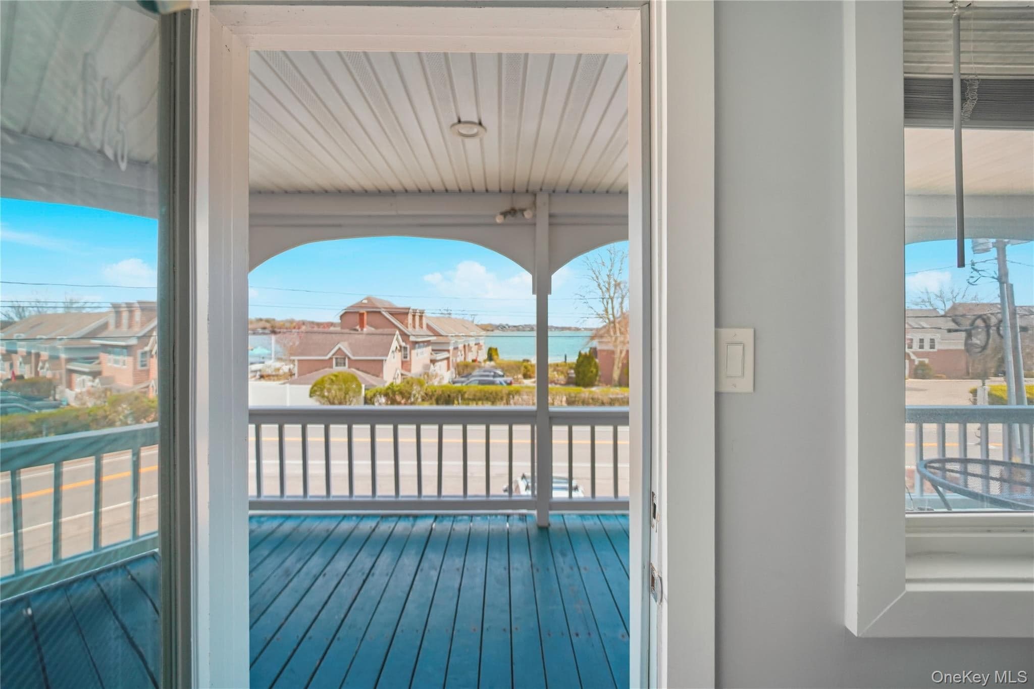 62 Canoe Place Road Unit: 625/6 thumbnail 6