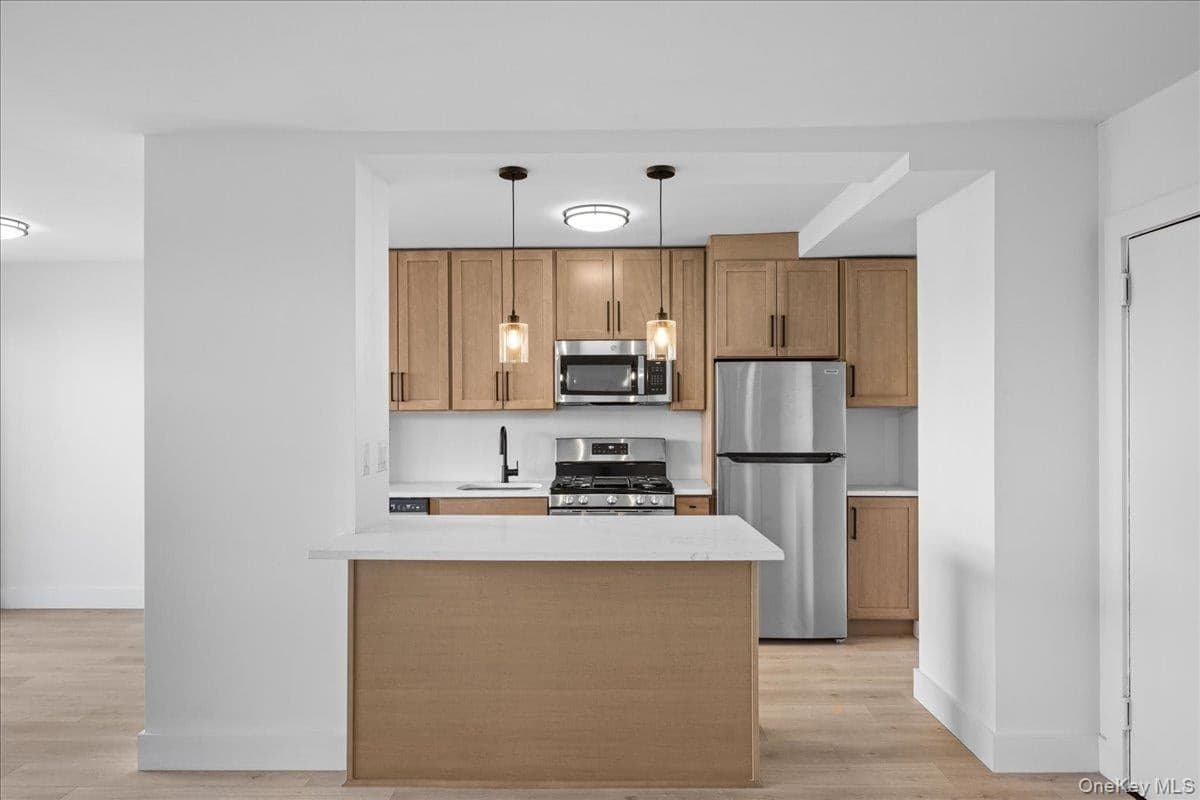825 Morrison Avenue Unit: 13C thumbnail 7