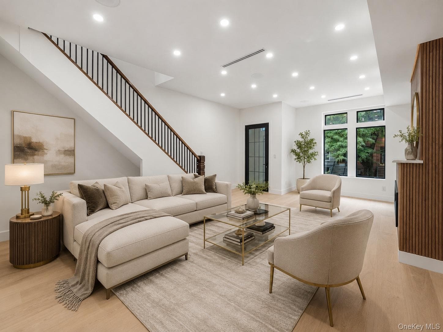 408 Bainbridge Street thumbnail 2