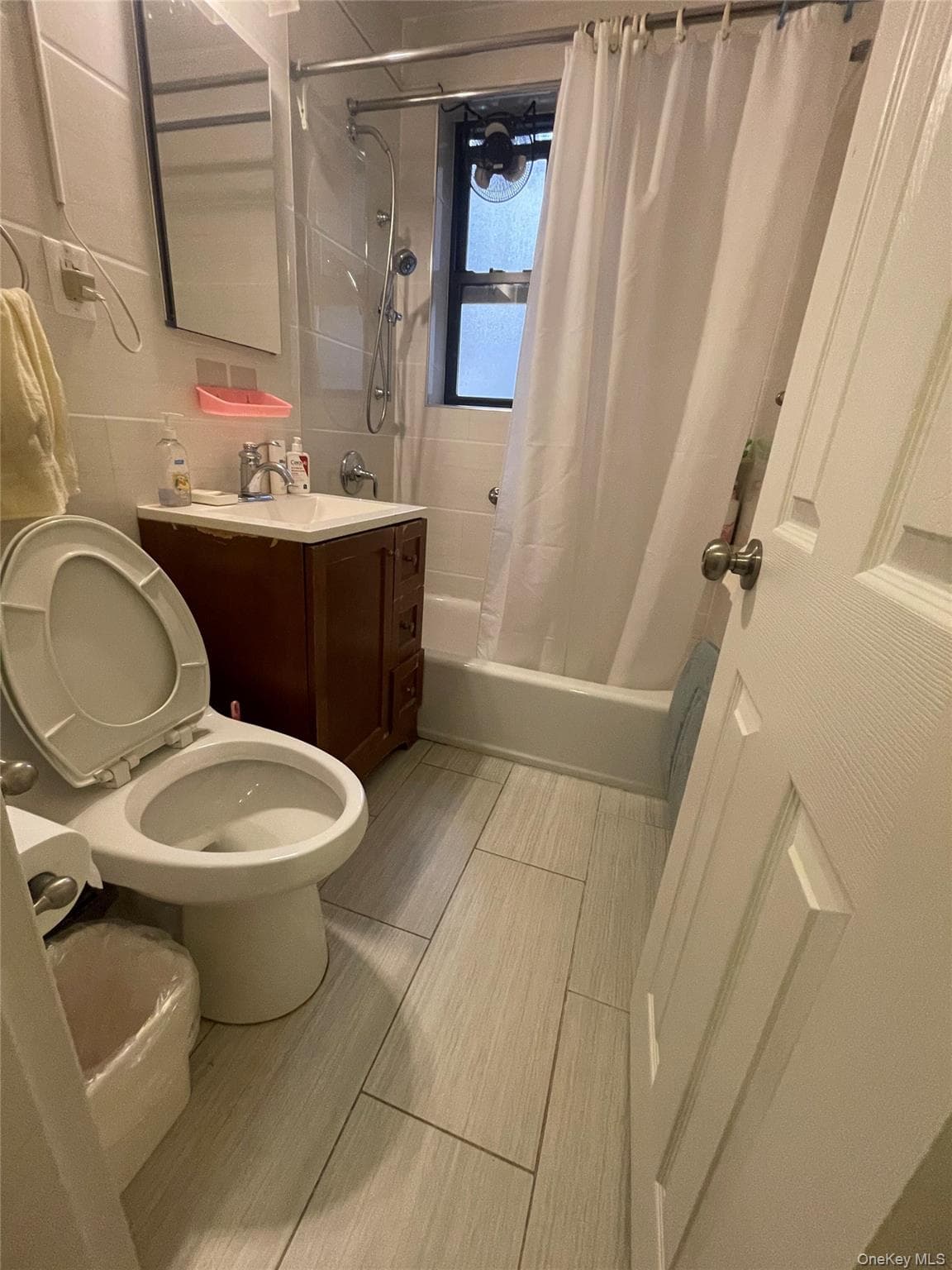 8425 Elmhurst Avenue Unit: 2S thumbnail 5