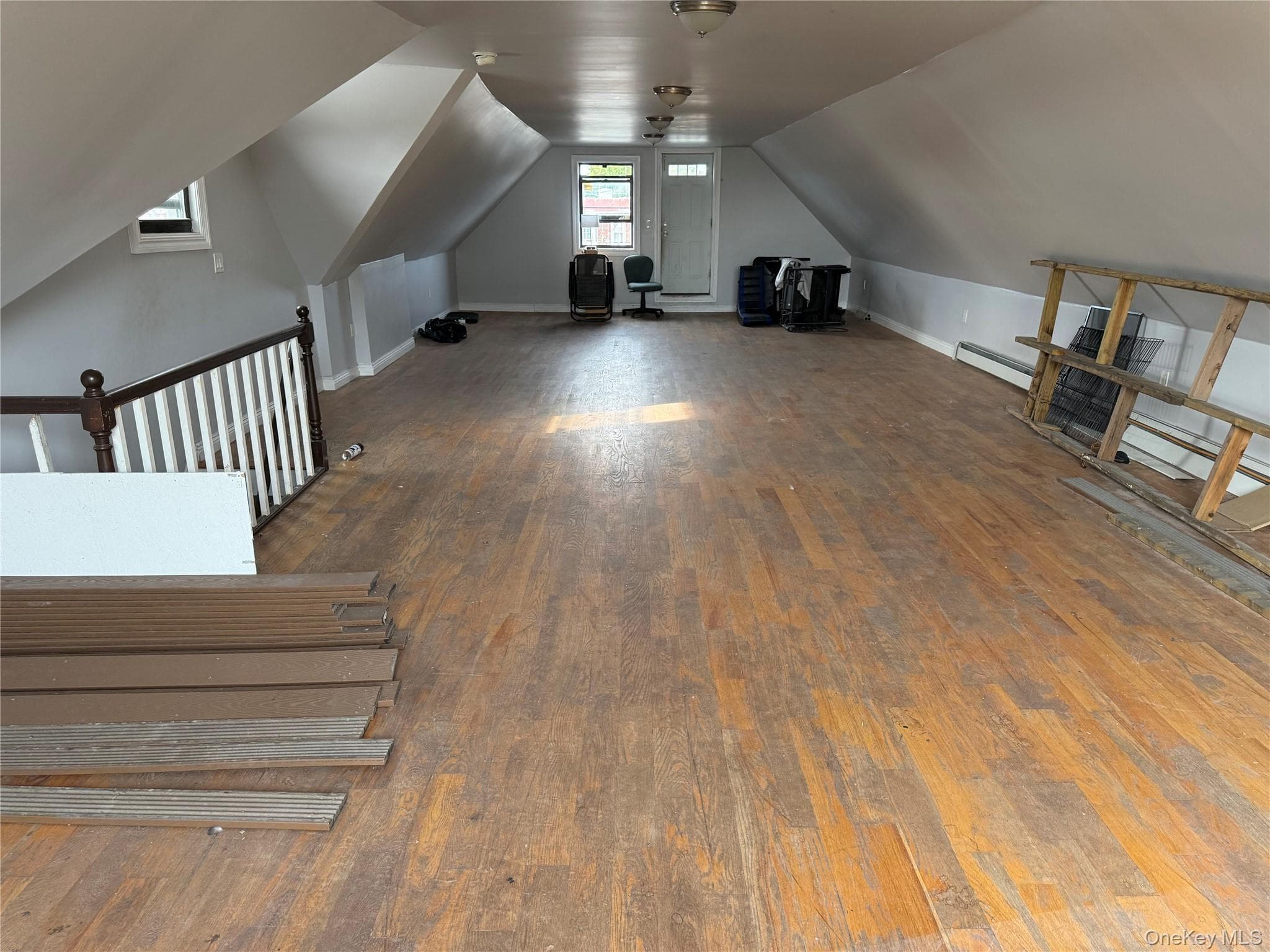 2429 E Tremont Avenue thumbnail 8