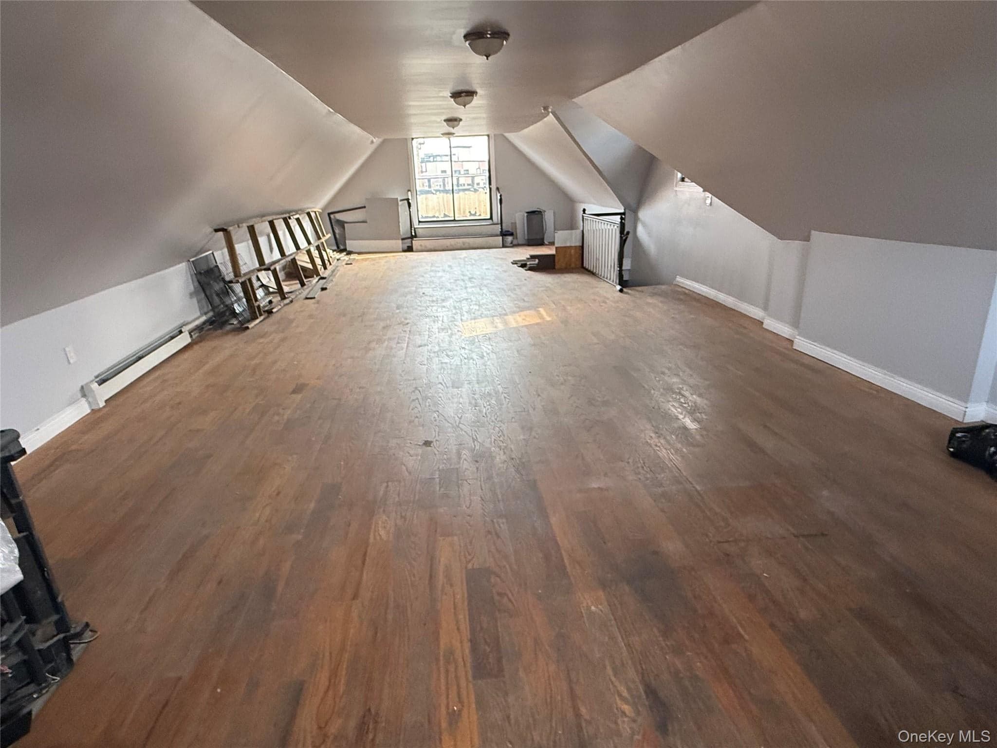 2429 E Tremont Avenue thumbnail 7