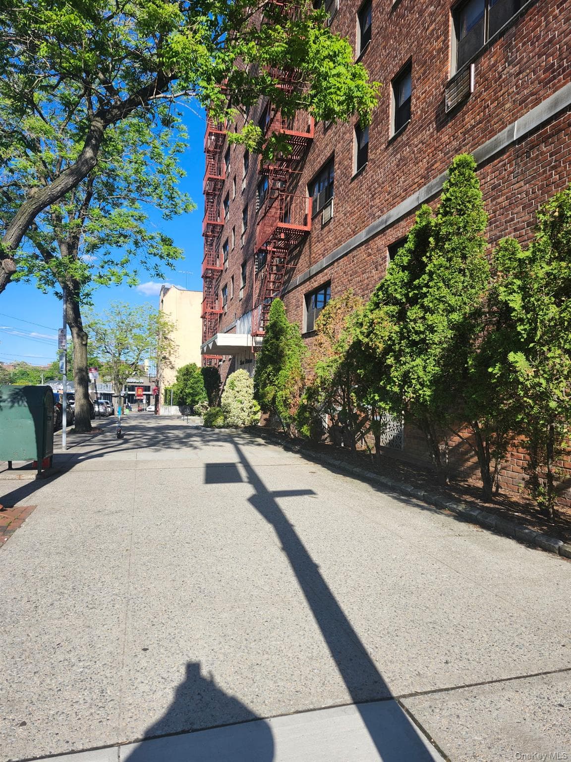 1122 Yonkers Avenue Unit: 2H thumbnail 23