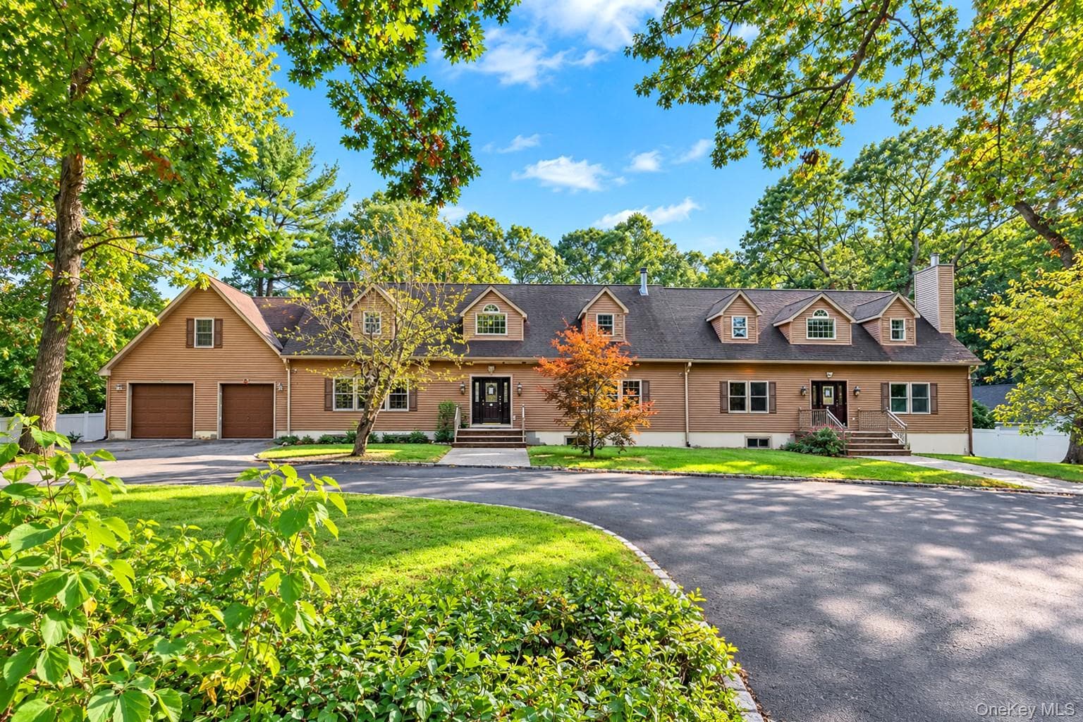 260 Deforest Road, Dix Hills
