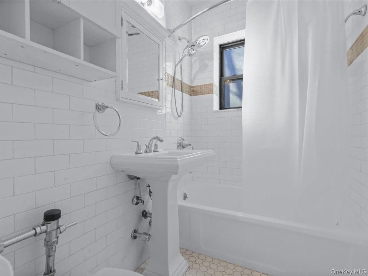 34-20 79th Street Unit: 2J/2I thumbnail 13